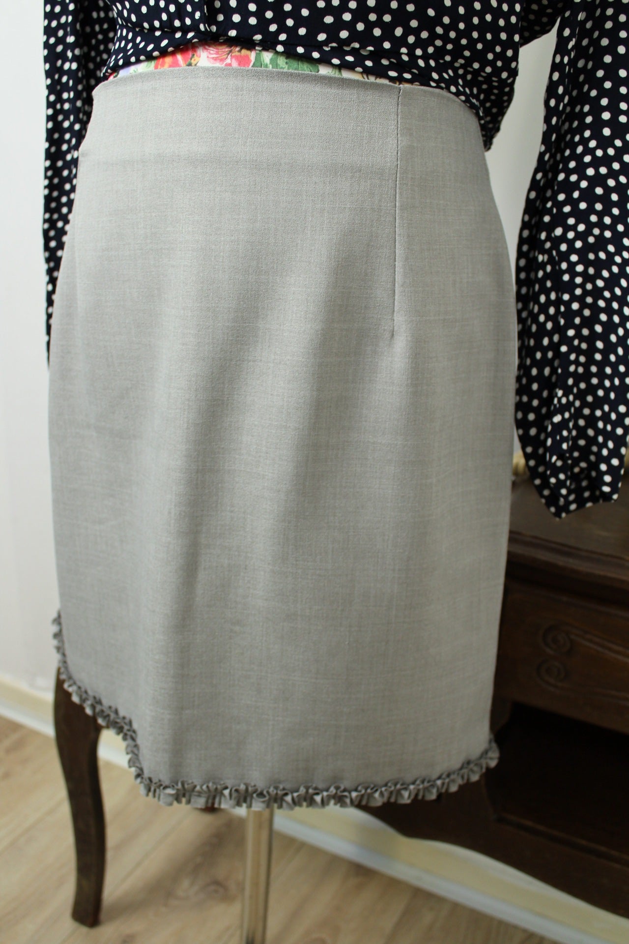 🌸🍒Jupe vintage 90's grise frise froufrou - Taille 38🍒🌸