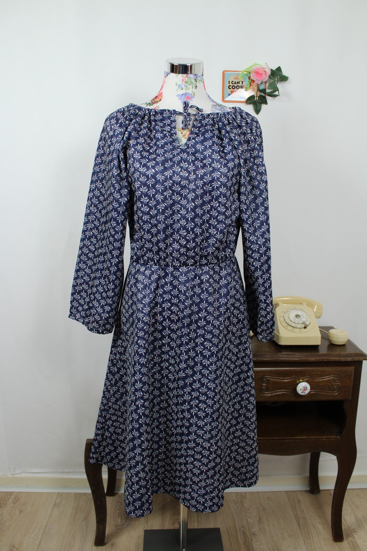 🌸🍒Robe vintage 70/80s romantique bohème - bleu marine & manches larges - Taille 38/40🍒🌸