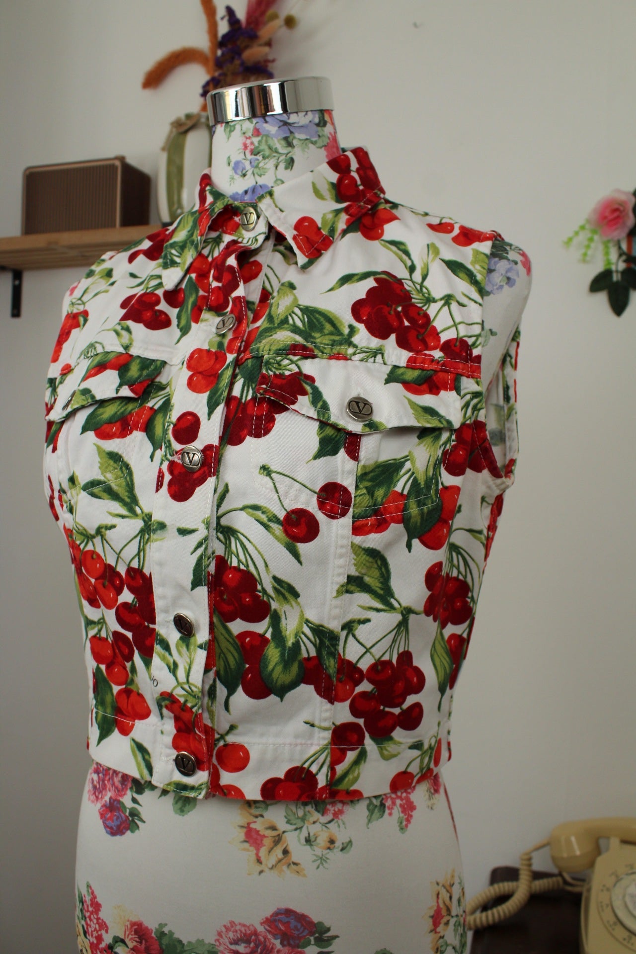 🌸🍒Veste sans manches Valentino Jeans imprimé de cerises - années 2000 Y2k - Taille 38🍒🌸