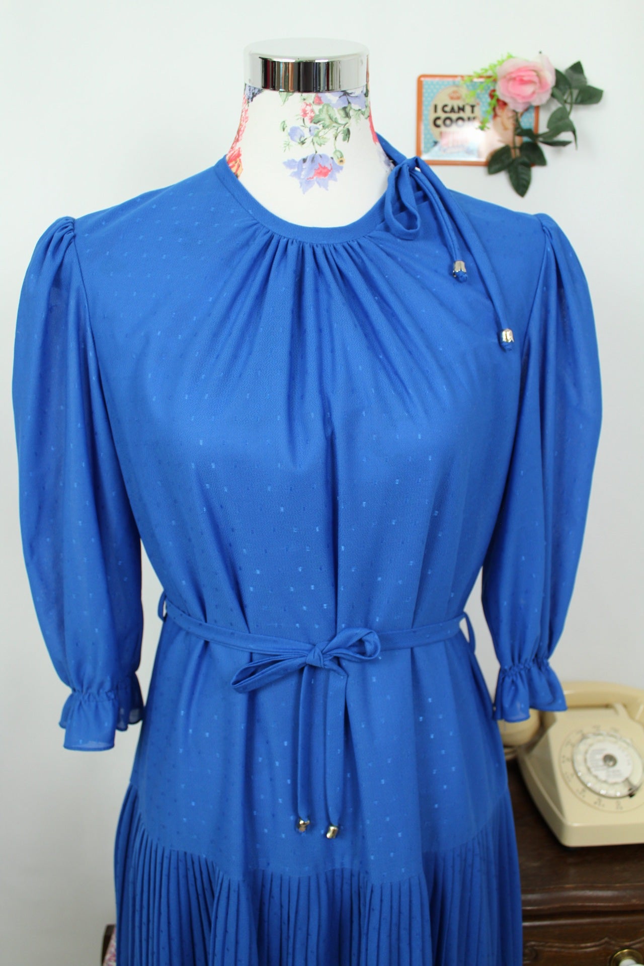 🌸🍒Robe bleue plissée vintage 70/80's manches bouffantes - Taille 40/42🍒🌸