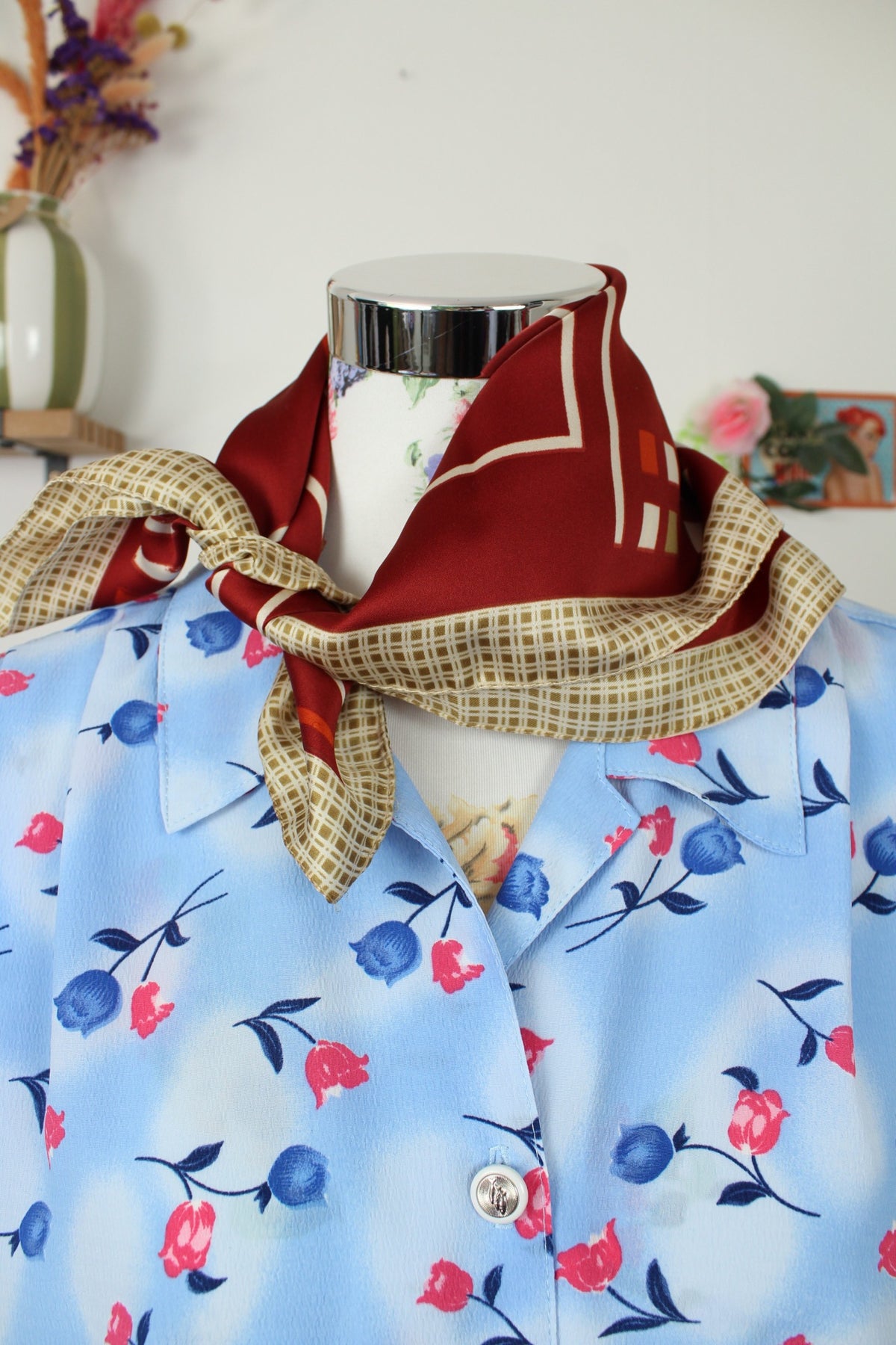 🌸🍒Foulard vintage années 70 bordeaux satiné formes géométriques🍒🌸
