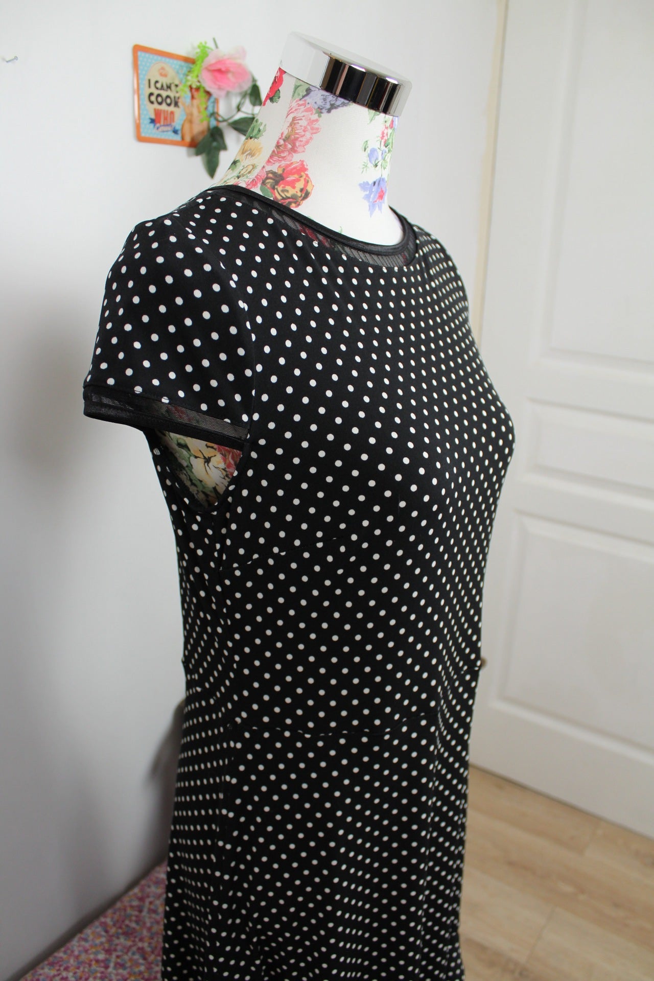 🌸🍒Robe vintage 90's noire à pois - style pin-up & volants ajourés - Joseph Ribkoff - Taille 36/38🍒🌸