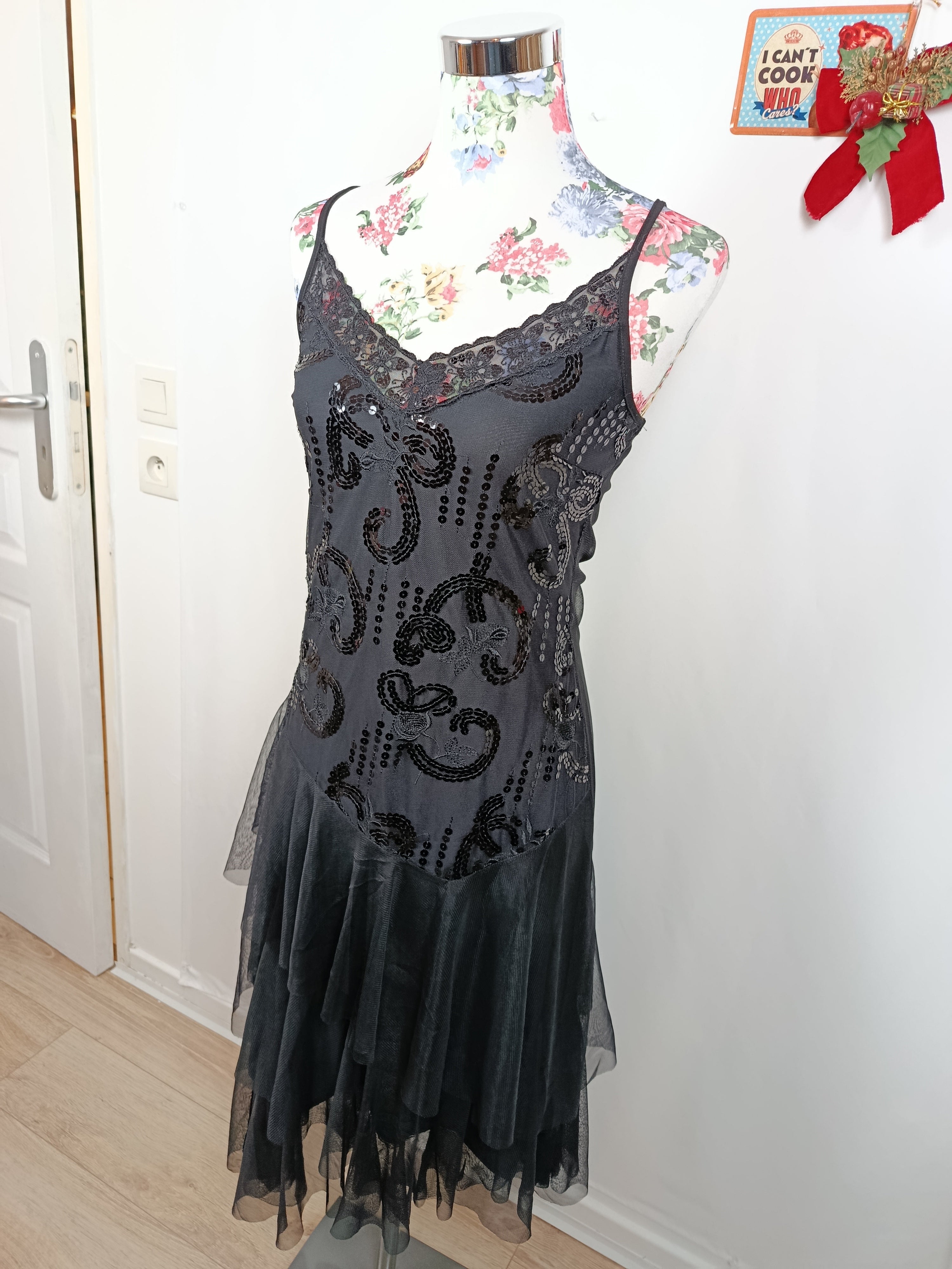 🎄Robe noire fluide à sequins asymétrique - robe de soirée style cabaret glam 🎄