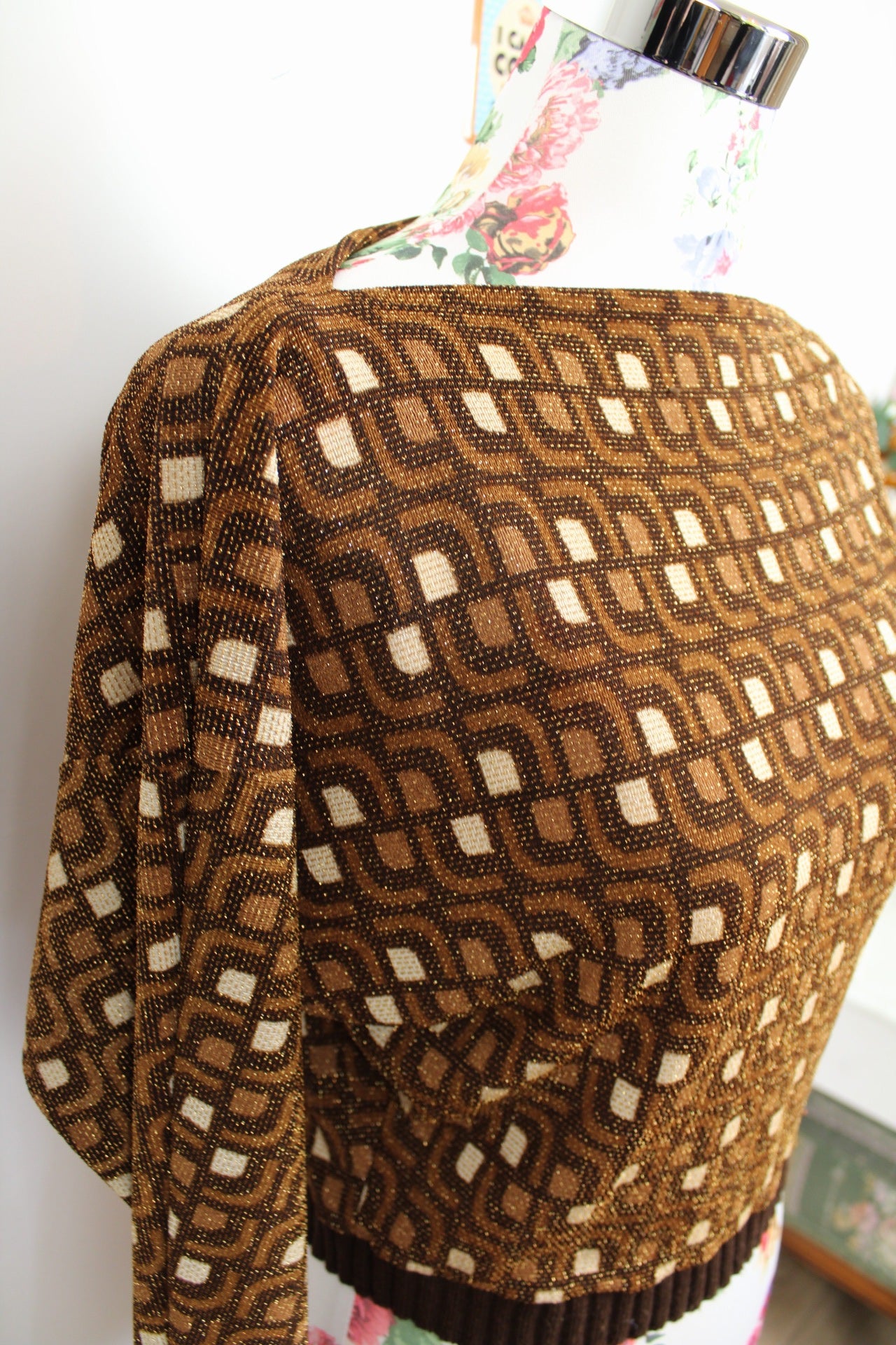 ✨Pull géométrique vintage 70's - couleurs chaudes & paillettes - pull de fêtes✨