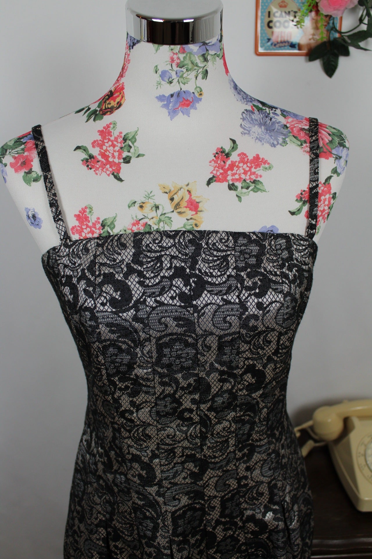 🌸🍒Robe rétro motifs baroques floral jacquard marque Esprit - Taille 36🌸🍒