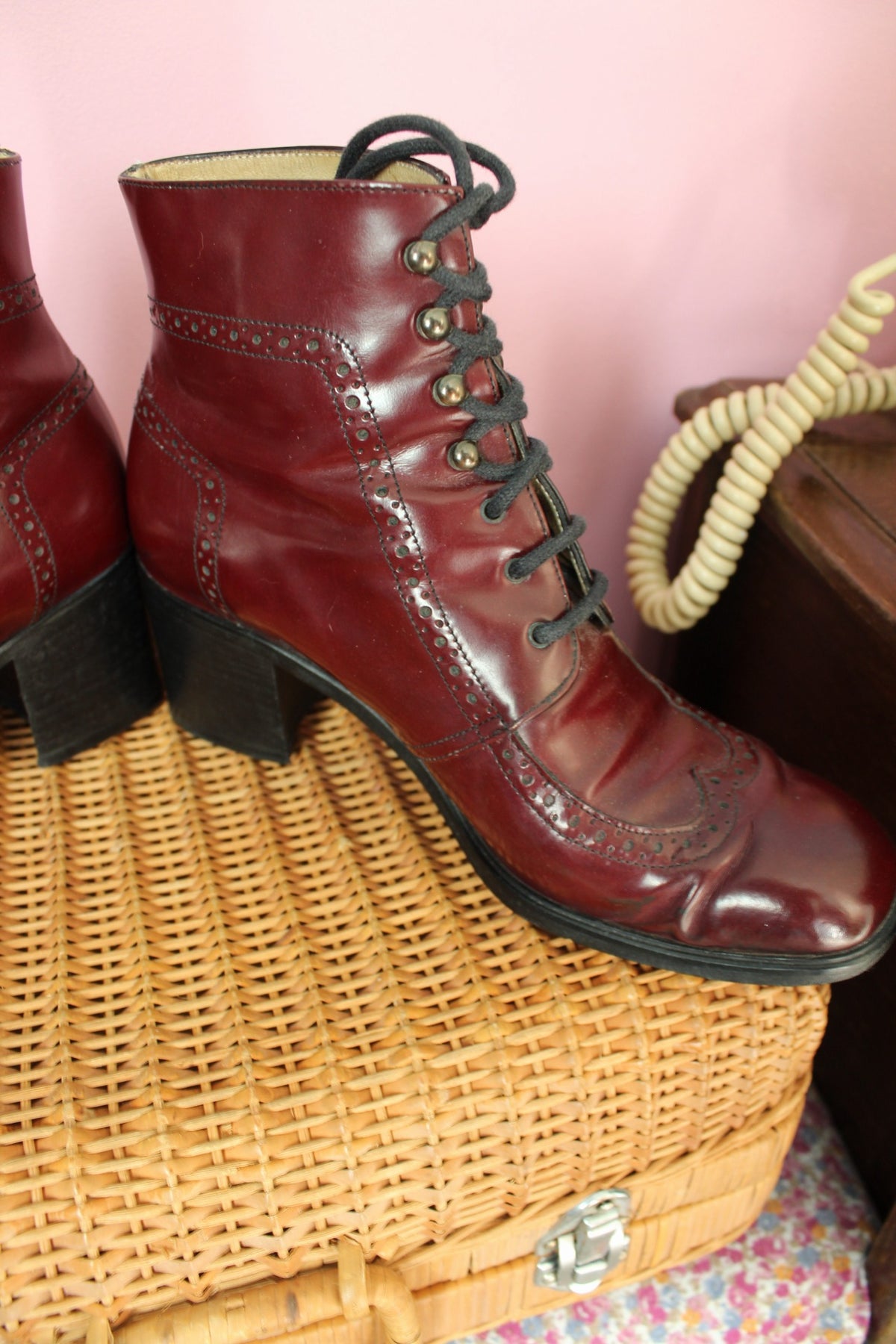 Bottines en cuir verni bordeaux Bocage style rétro victorien dark academia - pointure 39