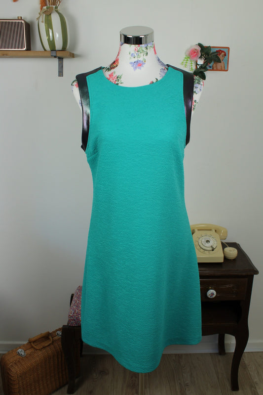 Robe Cop Copine vert bleuté texturé & bandes d'épaules lumineuses arc-en-ciel - Taille 38