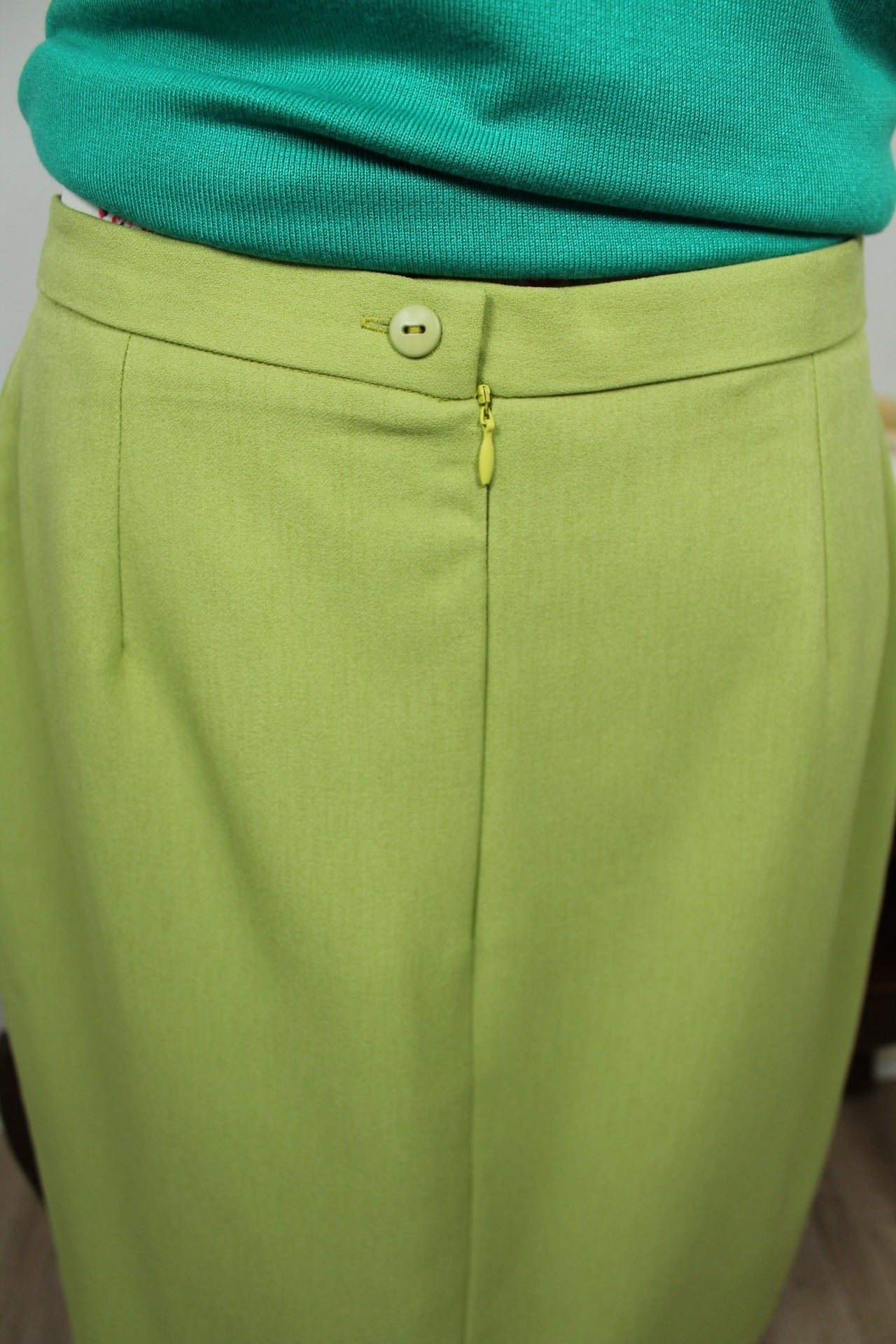 🌸🍒Jupe vintage 80's vert lumineux longueur genoux - Taille 42🍒🌸