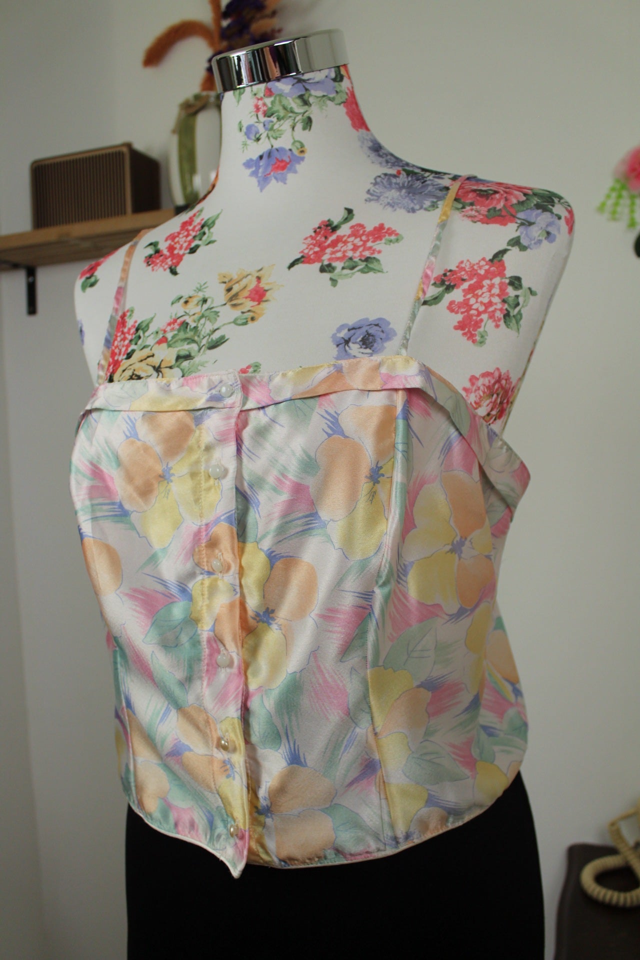 🌸🍒Top court vintage 90's bustier en satin & fleurs en aquarelle pastel - Taille 38🍒🌸