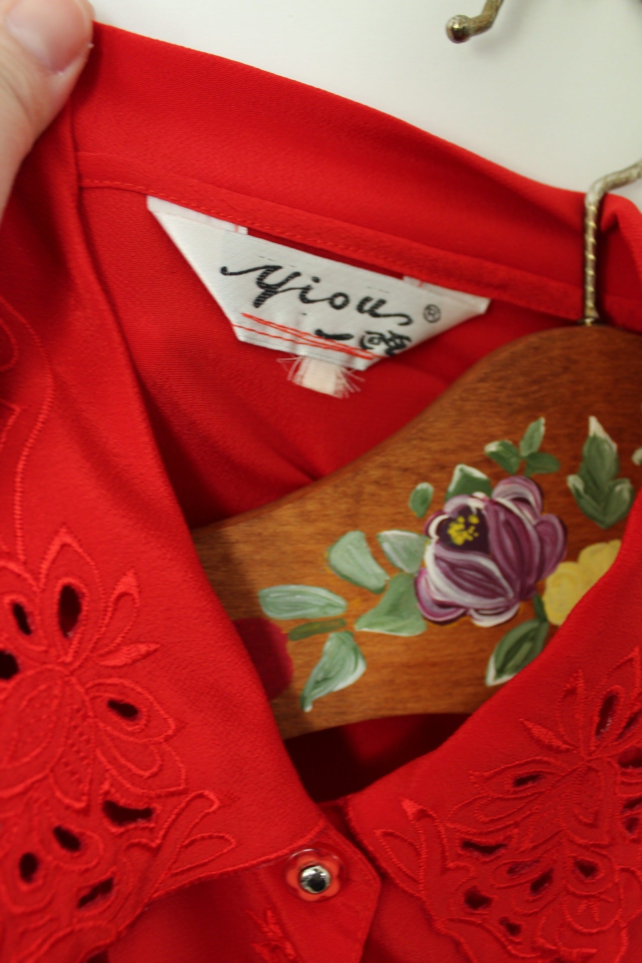 🌸🍒Chemisier vintage 80's brodé col dentelle fleuri & boutons fleurs - Taille 42 ou petit 44🍒🌸