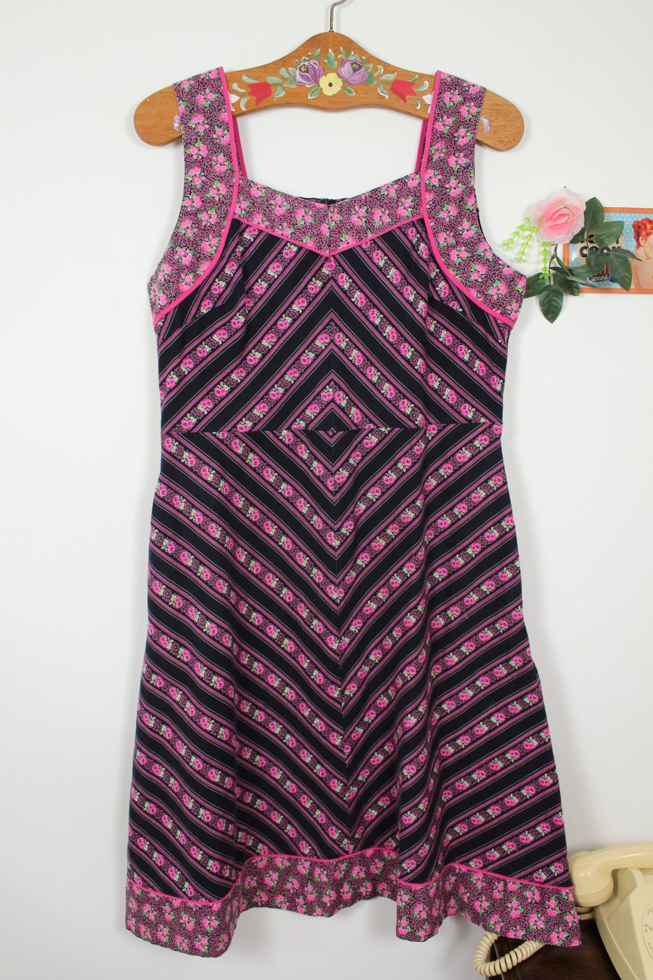 🌸🍒Robe vintage bohème folk 70's chevron fleurie rose fuchsia - T.38🍒🌸