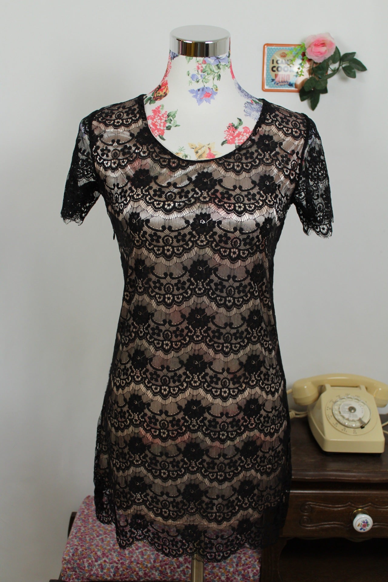 🌸🍒Tunique pin-up/goth romantique en dentelle fleurie - Vintage Dressing - Taille 36🍒🌸