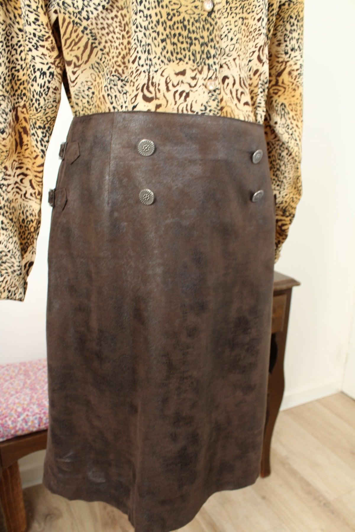 Jupe vintage années 90/2000 Julie Guerlande marron effet daim texturé oldschool - Taille 40