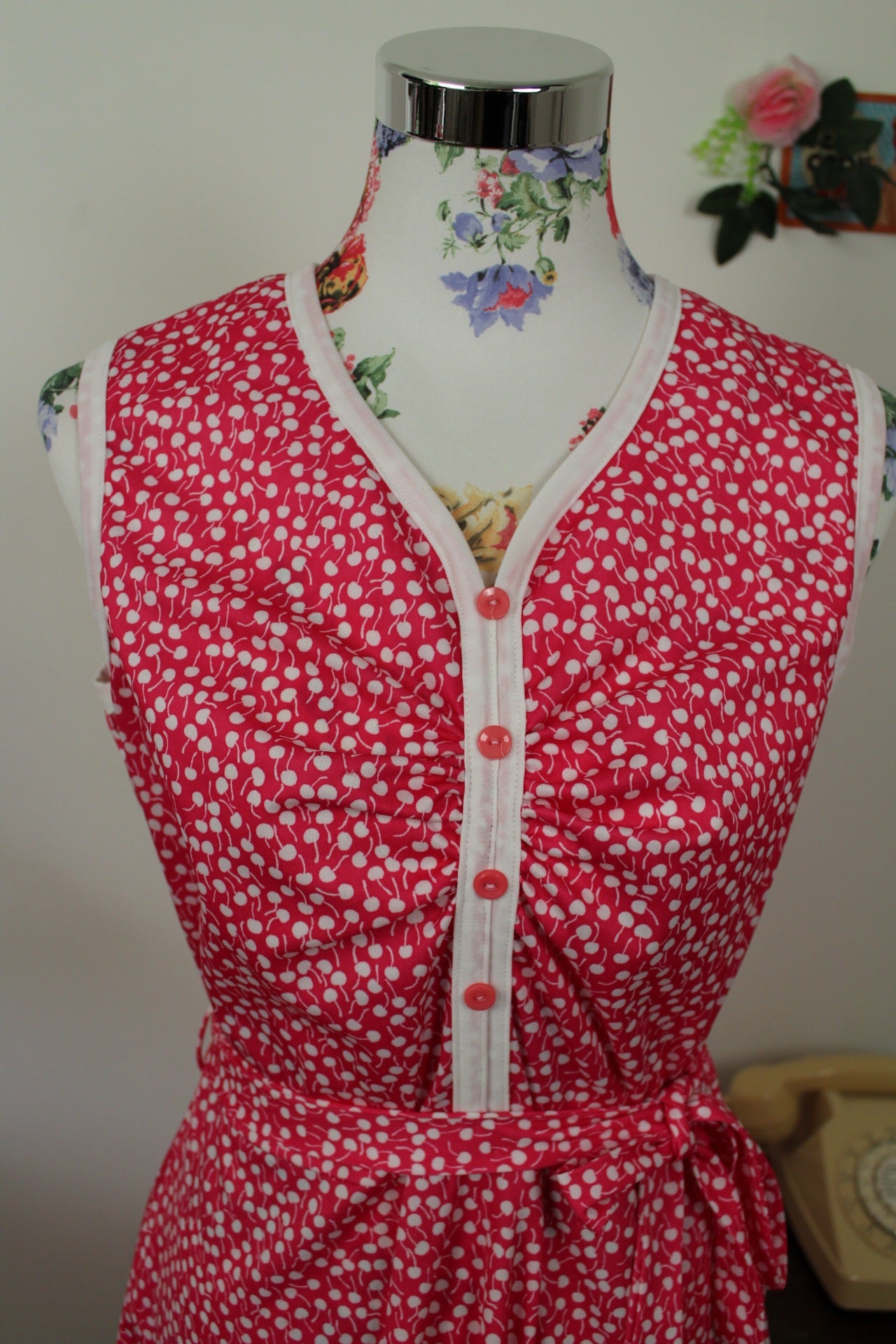 🌸🍒Robe vintage 70's rose pep's motif petites cerises style pin-up🍒🌸