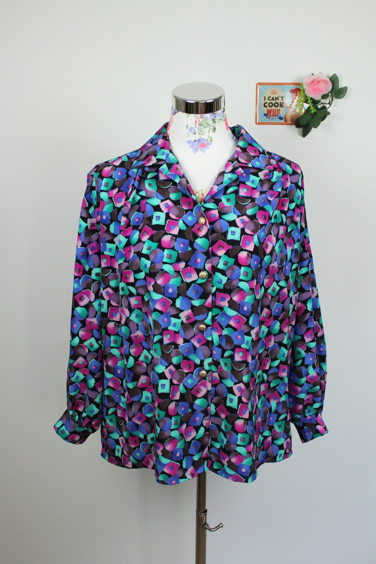 🌸Chemise vintage 80s géométrique multicolore satinée - boutons dorés🍒