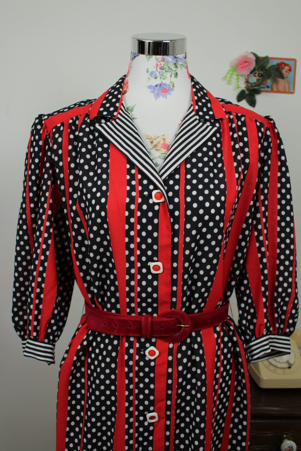 🌸🍒Robe vintage 70/80's pin-up/rockabilly pois & rayures boutonnée - Taille 42/44🍒🌸
