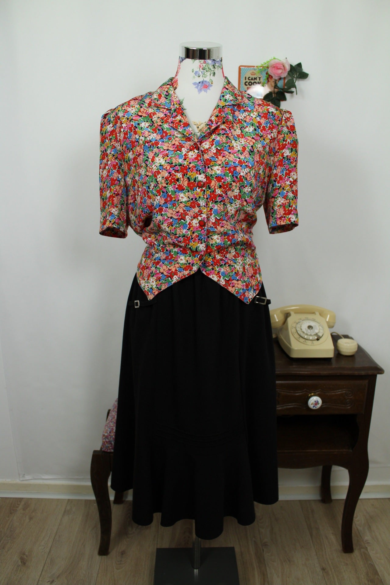 🌸🍒Jupe vintage 90's noire midi - made in France - Taille 36 à 40🍒🌸