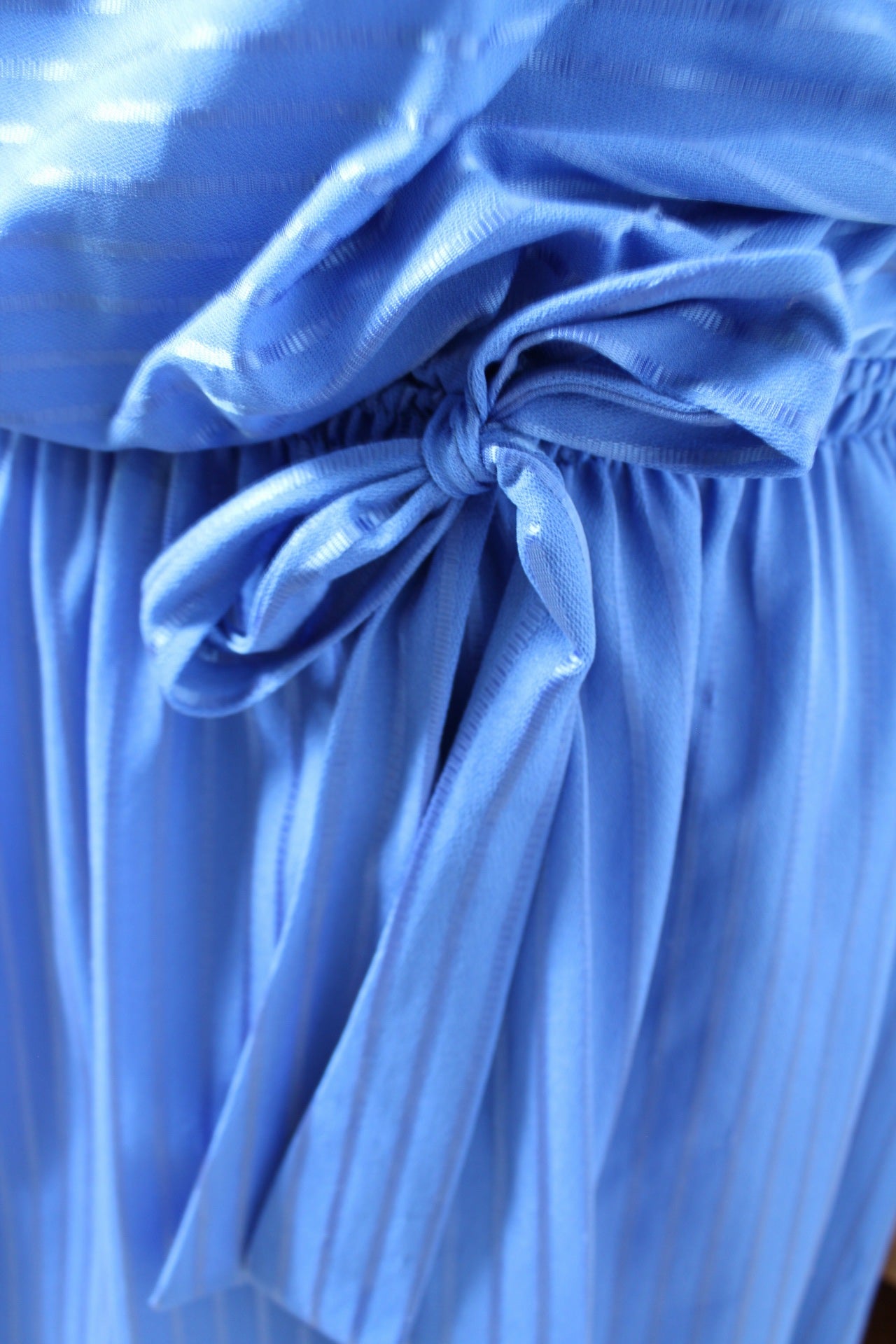 🌸🍒Robe vintage 70/80s bleue fluide à bandes satinées - Taille 40 à 44🍒🌸