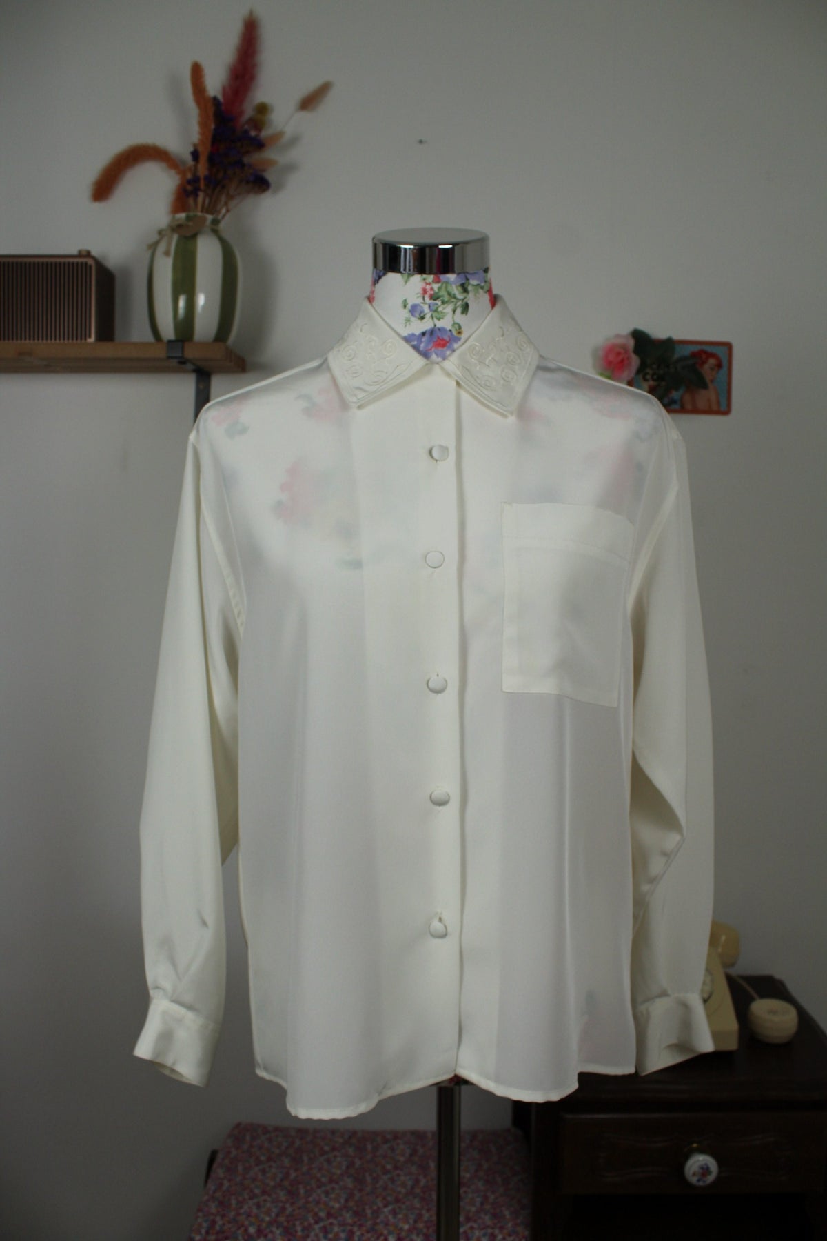 Chemise vintage années 80 blanche satinée col brodé romantique Ralph Luigi - Taille 40/42