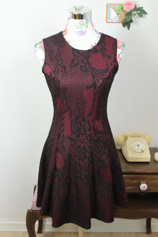 🌸🍒Robe patineuse vintage 90s/2000s pin-up/rockabilly en dentelle noire fleurie - Taille 36🍒🌸