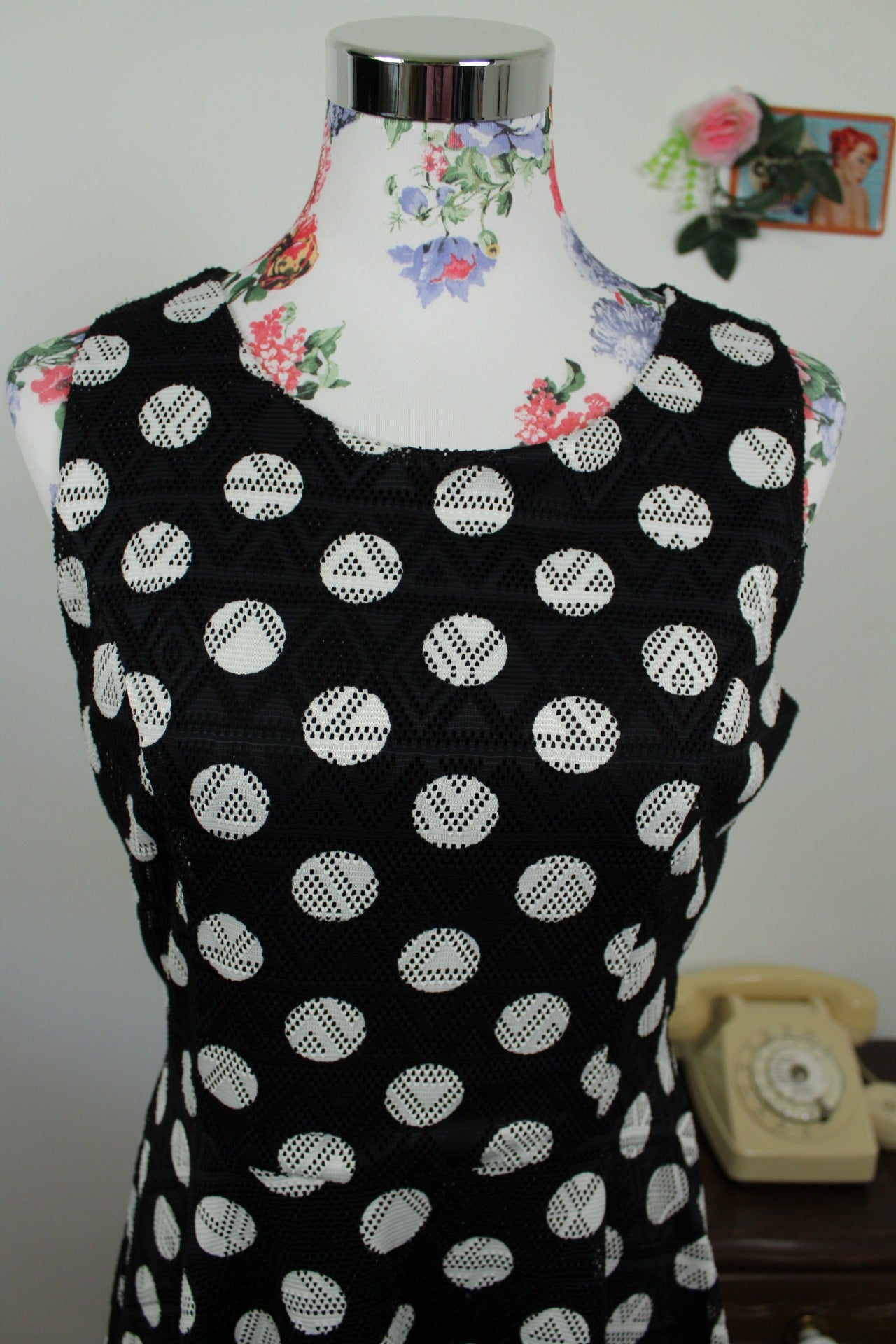 🌸🍒Robe pin-up/rockabilly Jus d'Orange pois ajourés - Taille 38🍒🌸