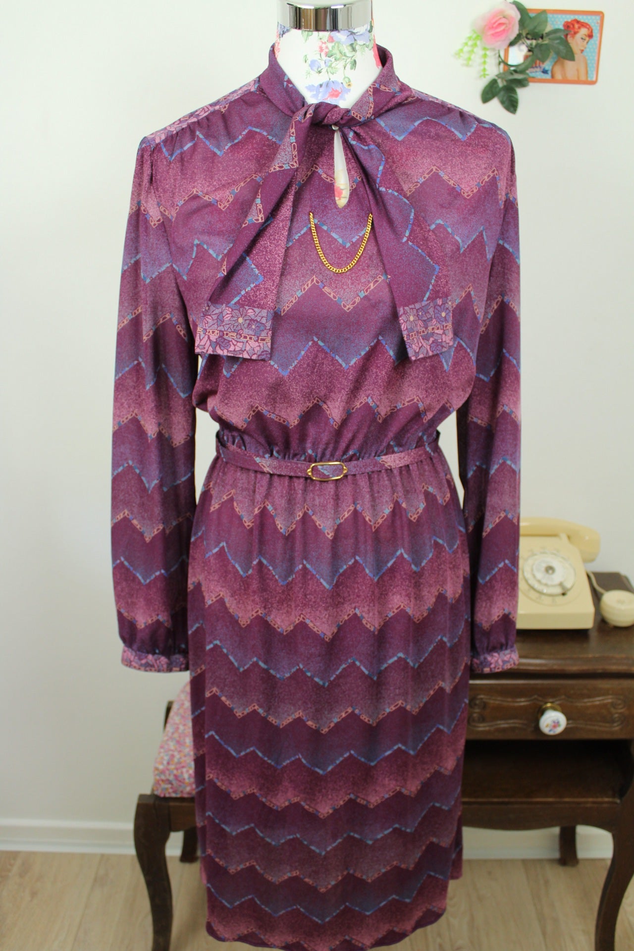 🌸🍒Robe vintage 70/80's violette zig zag preppy chic col lavallière - Taille 38/40🍒🌸