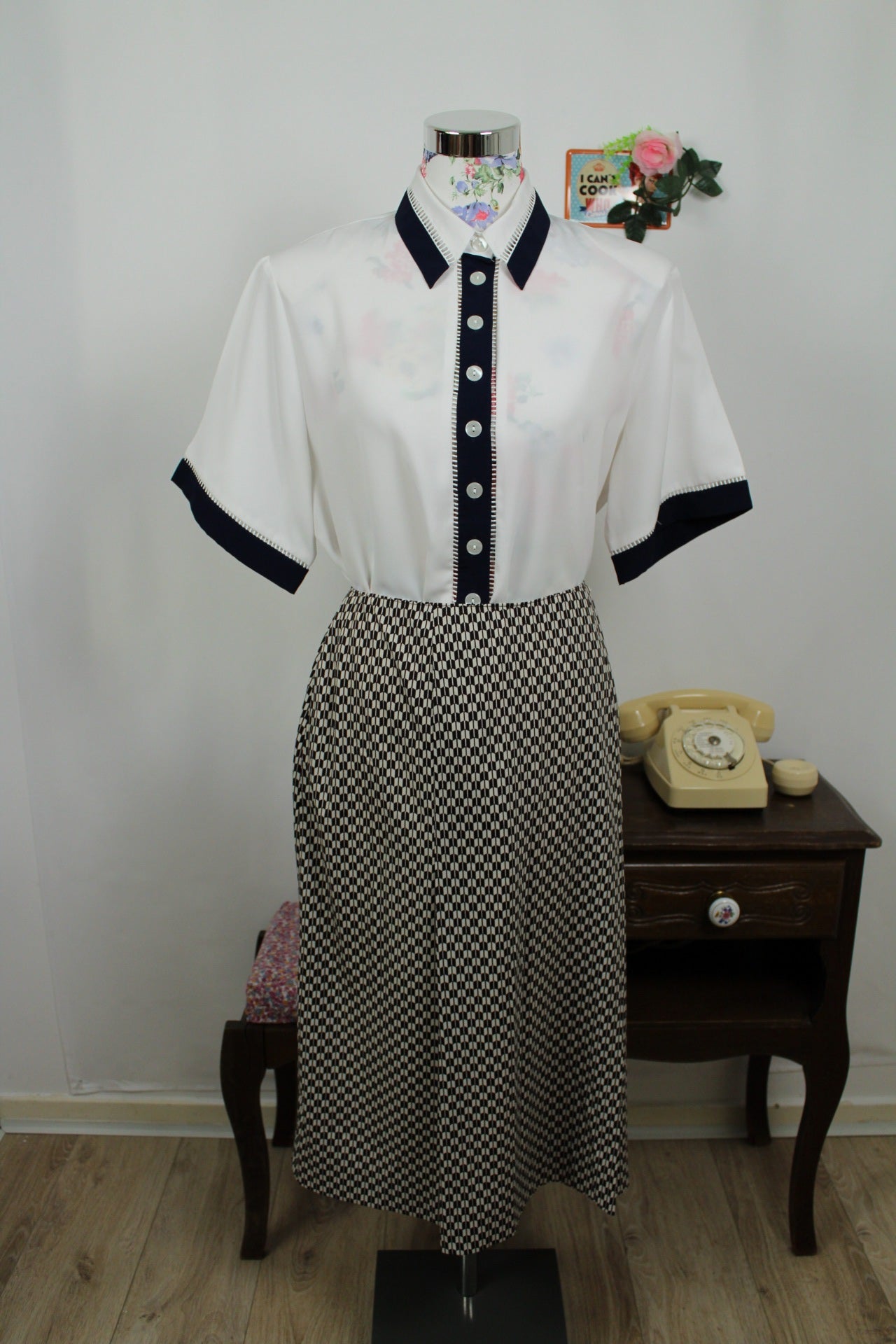 🌸🍒Chemise manches courtes vintage 90's blanche contrastée marine esprit Navy - Taille 42/44🍒🌸