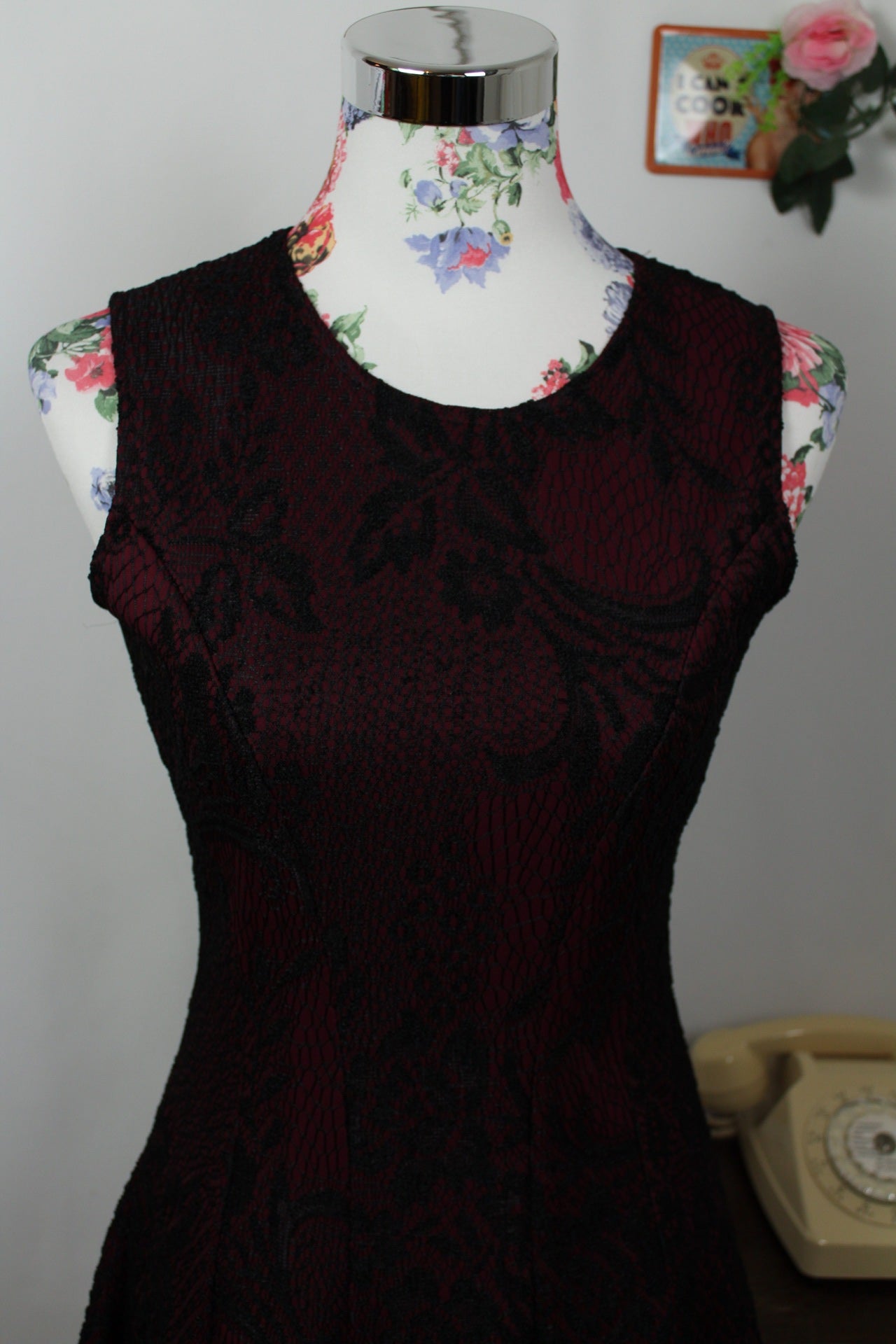 🌸🍒Robe patineuse vintage 90s/2000s pin-up/rockabilly en dentelle noire fleurie - Taille 36🍒🌸