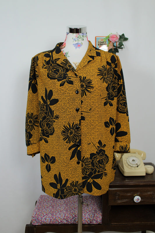 🌸🍒Chemise souple noire vintage 80/90's jaune moutarde à fleurs noires - Taille 46/48🍒🌸