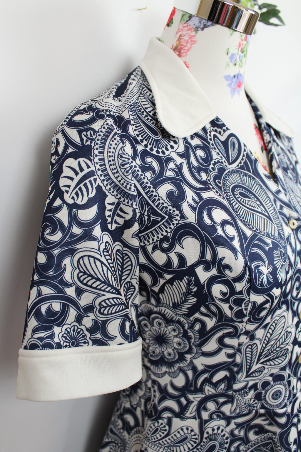 🌸Robe vintage navy fleurie baroque 70's - made in France🍒