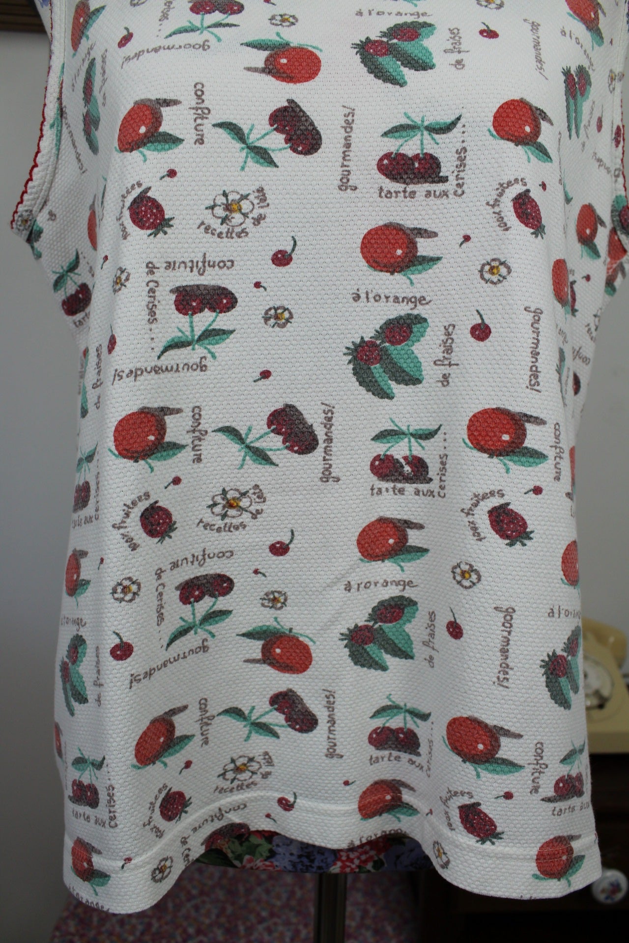 🌸🍒Débardeur vintage 70/80's fruits rouges & fleurs - Taille 40/42🍒🌸