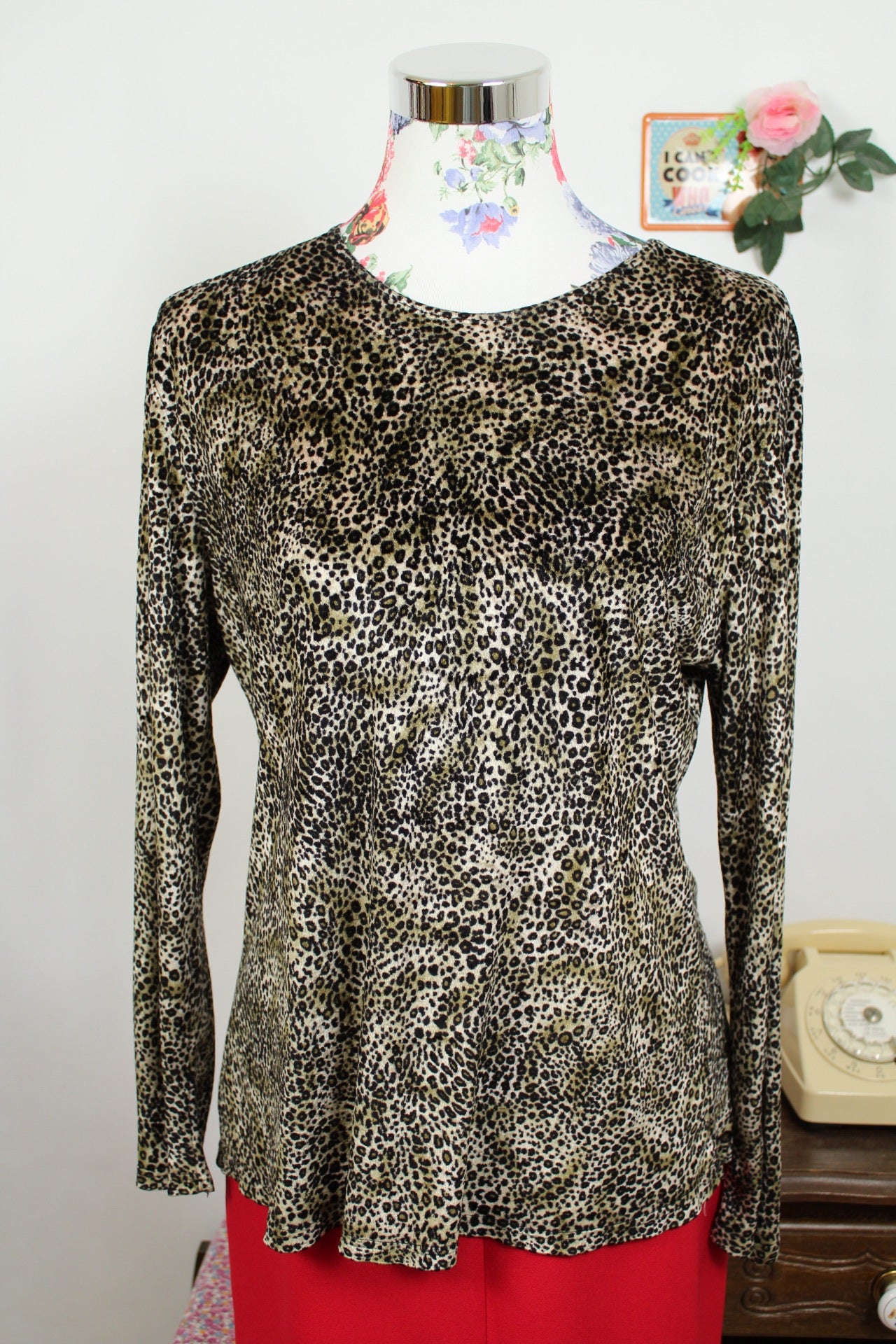 🌸🍒Blouse léopard en velours vintage années 90 - pin-up/rockabilly - Taille 38/40🍒🌸