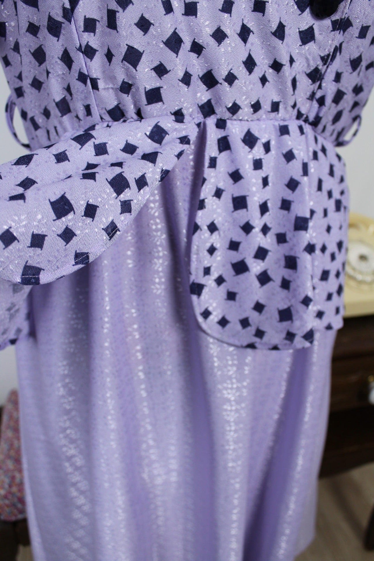🌸🍒Robe vintage 80's Shiny Paris - lilas satiné & volants romantiques - Taille 38/40🍒🌸
