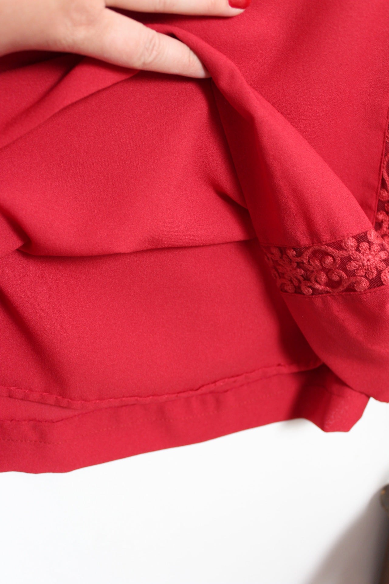 🌸🍒Blouse vintage 90's rouge romantique & broderies fleuries - Taille 40/42🍒🌸