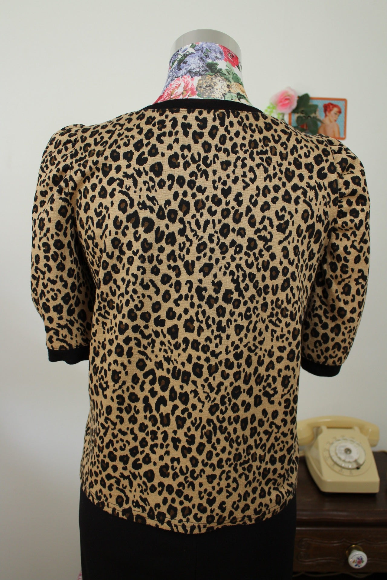 🌸🍒Sweat vintage 90/2000's manches bouffantes imprimé félin style pin-up - Taille 38🍒🌸