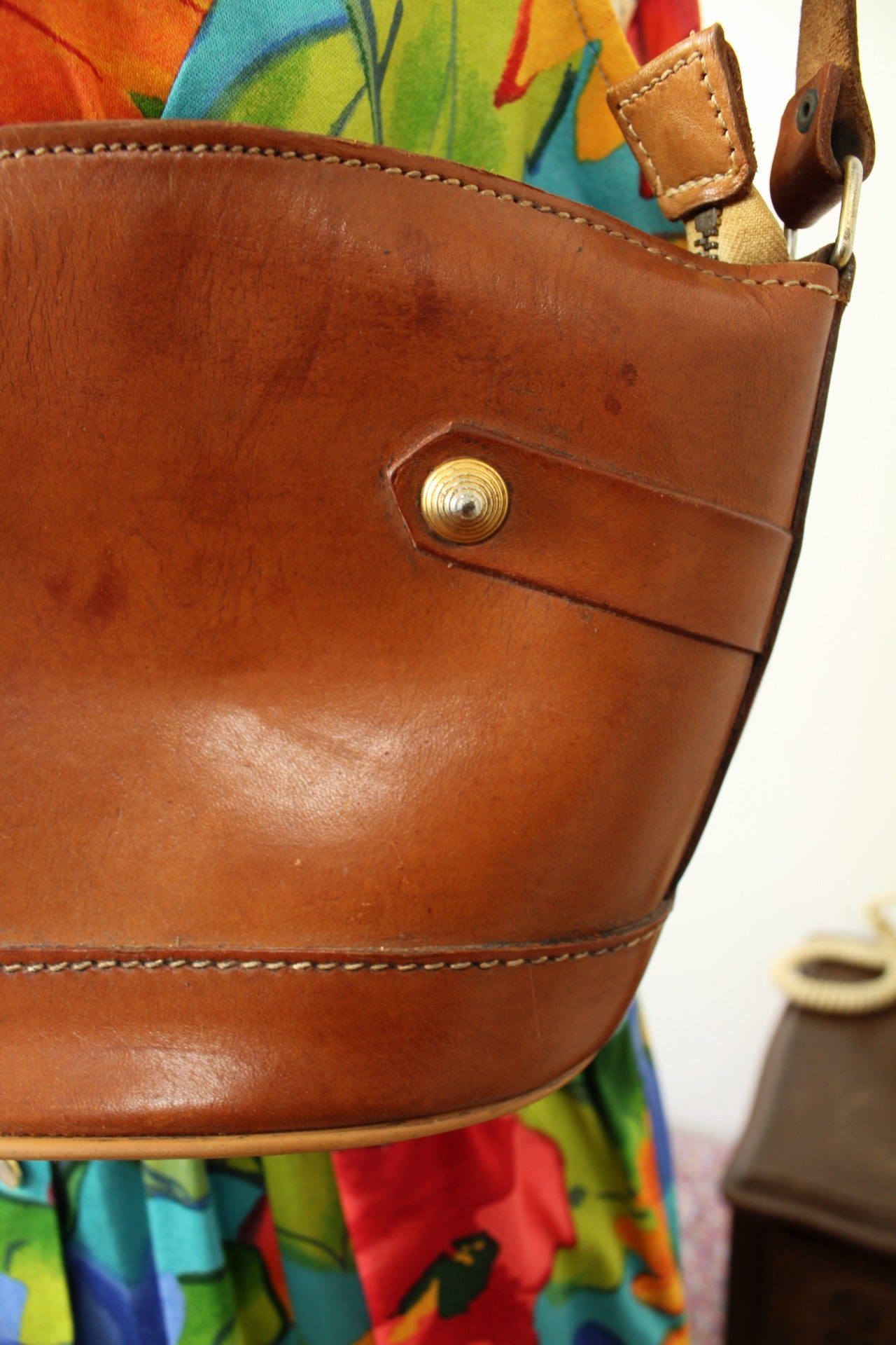 🌸🍒Sac bandoulière vintage 70's en cuir lisse cognac 🍒🌸