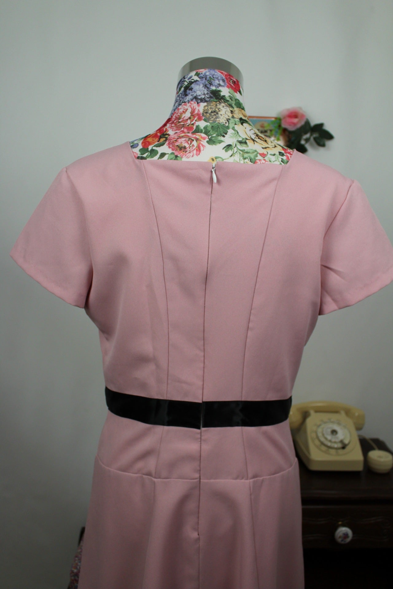 🌸🍒Robe rose poudrée années 2000 marque MIKAROSE inspiration rétro pin-up 50's - Taille 38🍒🌸