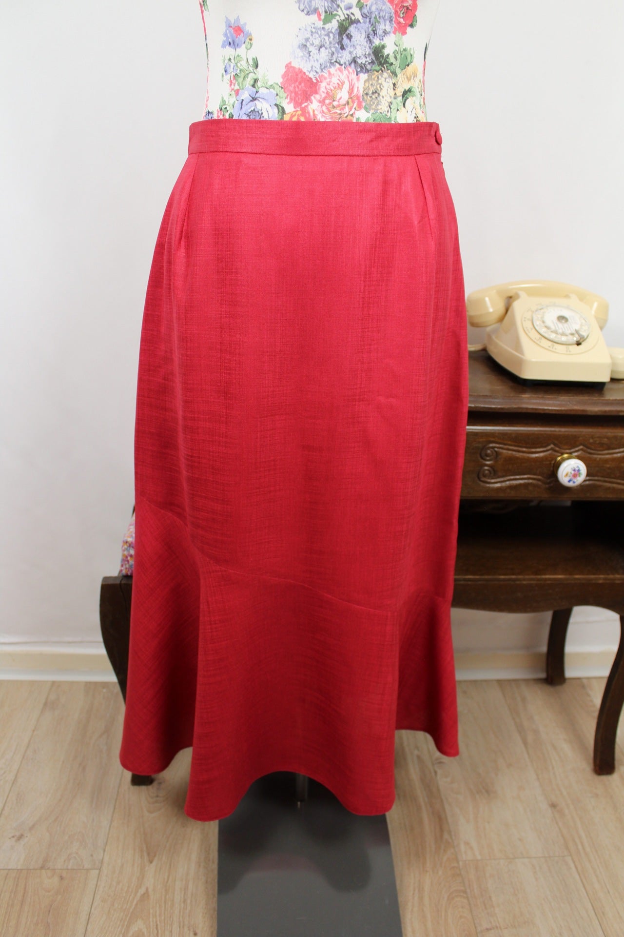 🍒🌸Jupe longue rouge volantée - Un jour ailleurs 90's - Taille 38🌸🍒