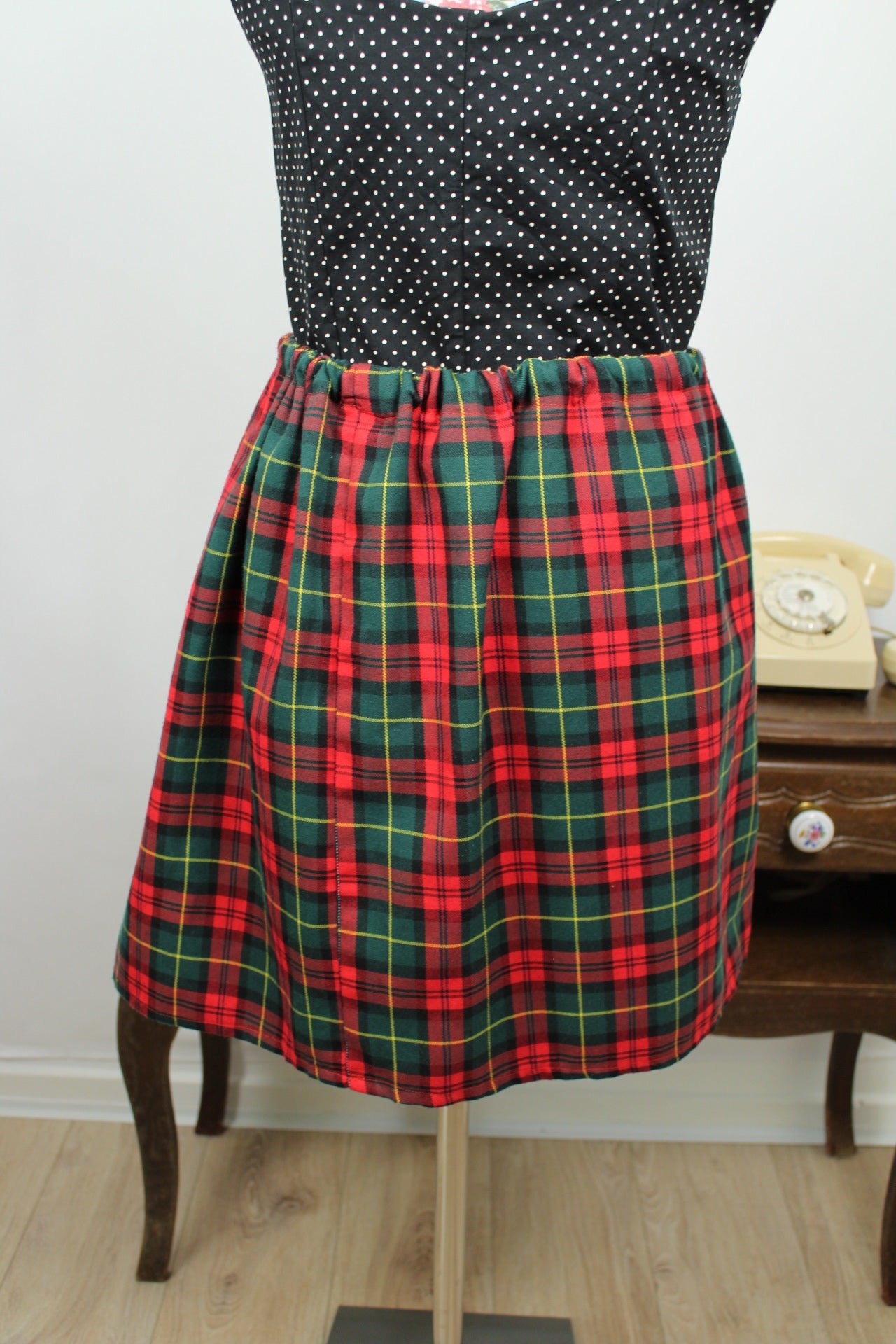 🌸🍒Jupe vintage 80/90s tartan rouge & vert inspiration écossaise - Taille 38 à 42🍒🌸
