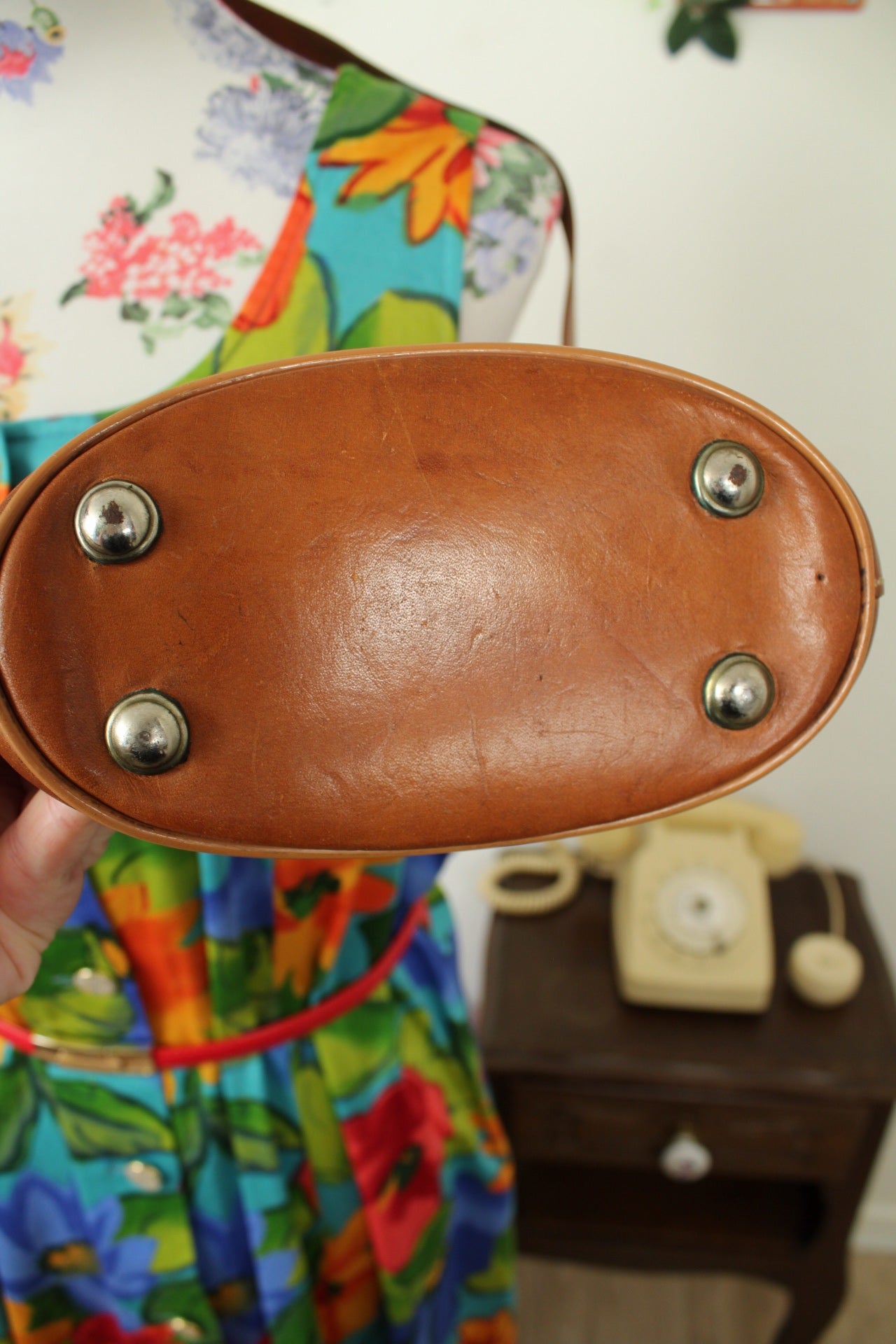 🌸🍒Sac bandoulière vintage 70's en cuir lisse cognac 🍒🌸
