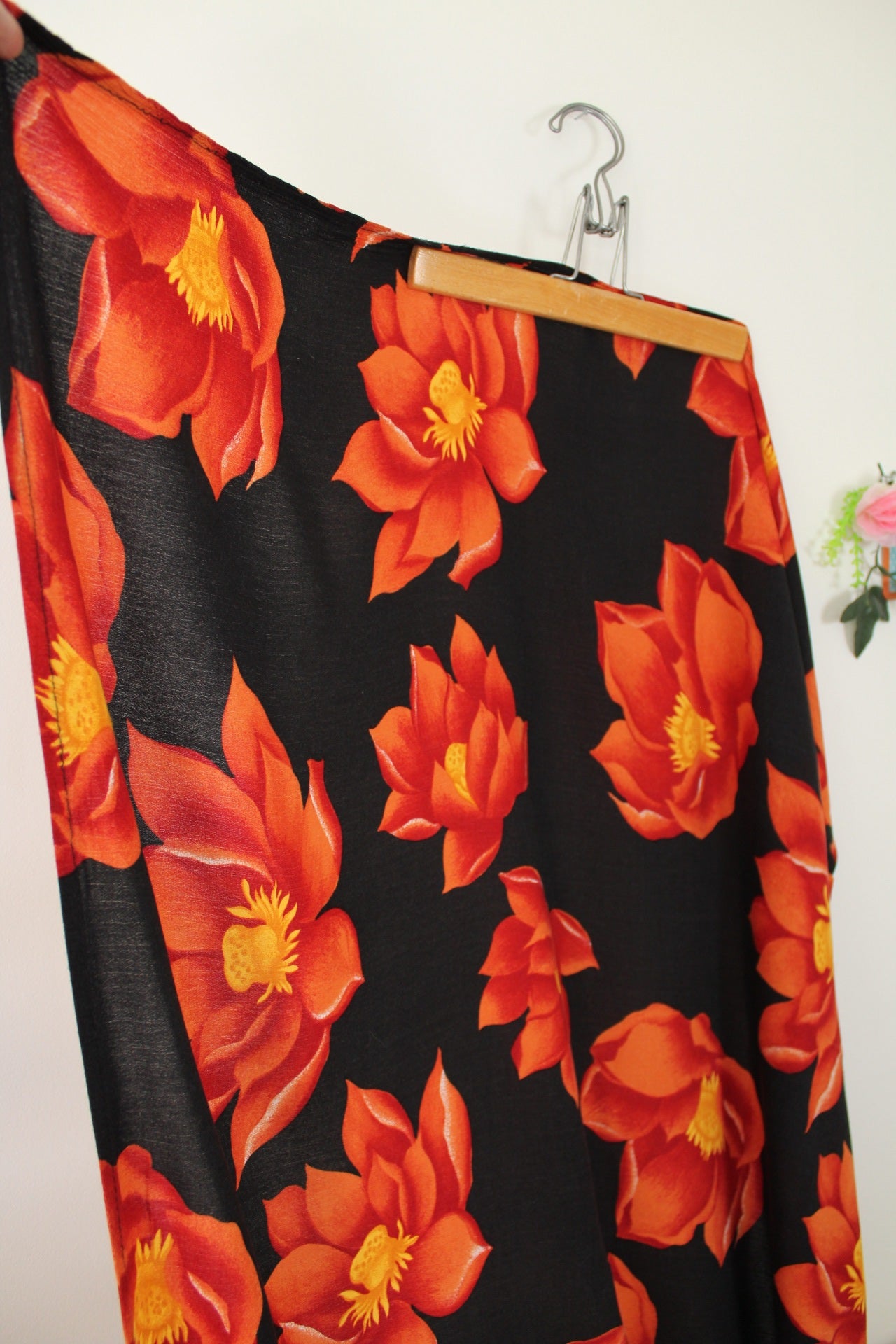 🌸🍒Paréo vintage 90's noir & fleurs de lotus XXL 🍒🌸