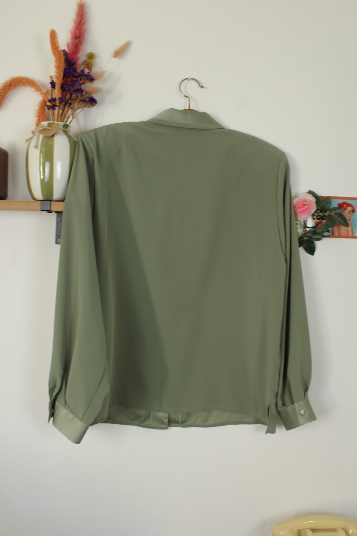 Chemise vintage années 80/90 vert sauge satinée - chic made in France - Taille 46/48