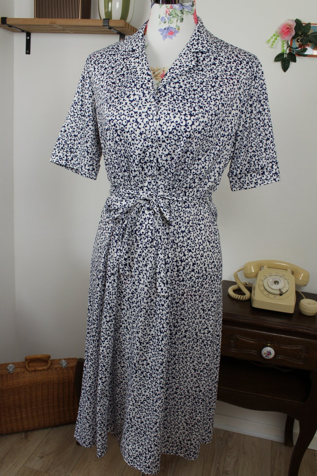 Robe chemisier vintage années 80 à pois bleu marine - pin-up chic à la française - Taille 40/42