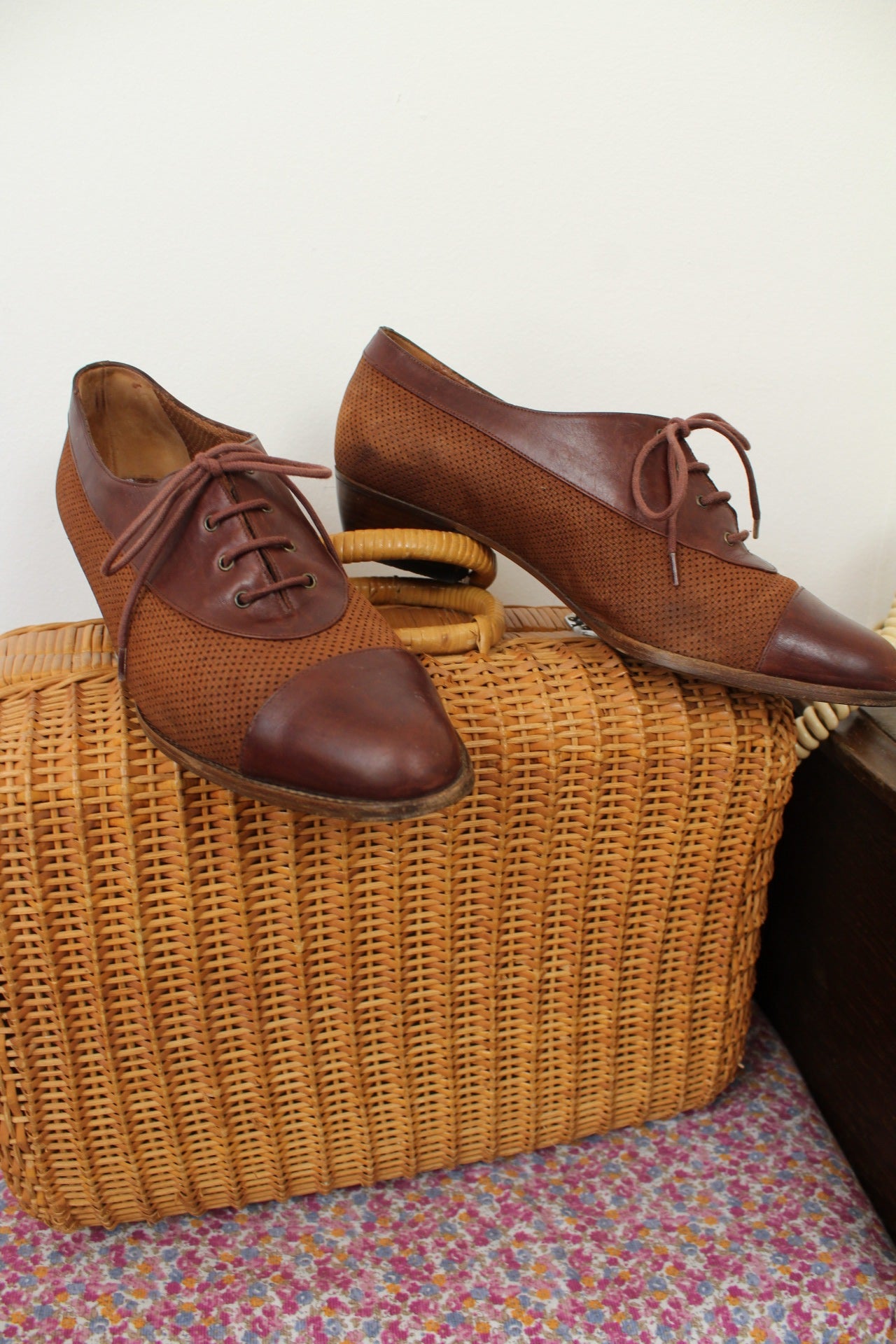 🌸🍒Derbies vintage années 80 marron tout cuir & petit talon bottier - pointure 40🍒🌸