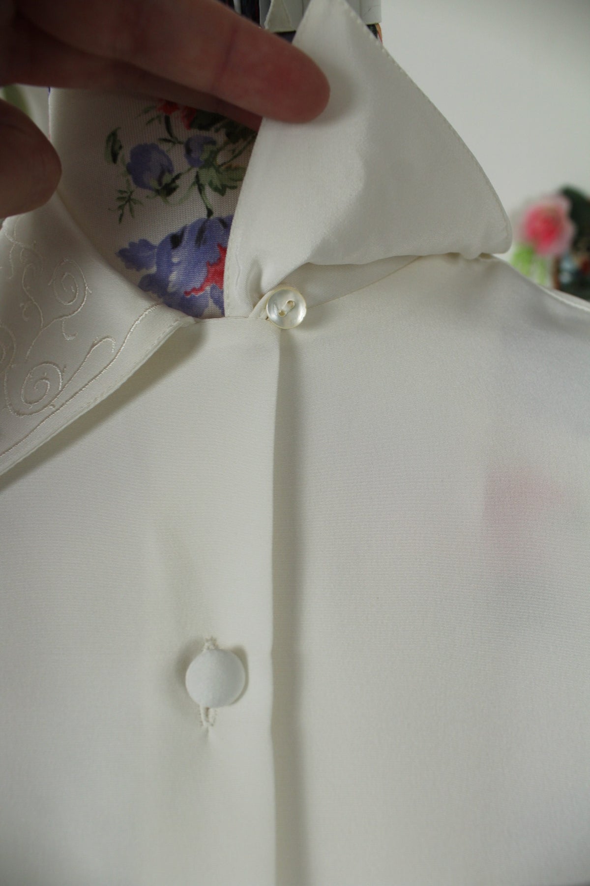 Chemise vintage années 80 blanche satinée col brodé romantique Ralph Luigi - Taille 40/42