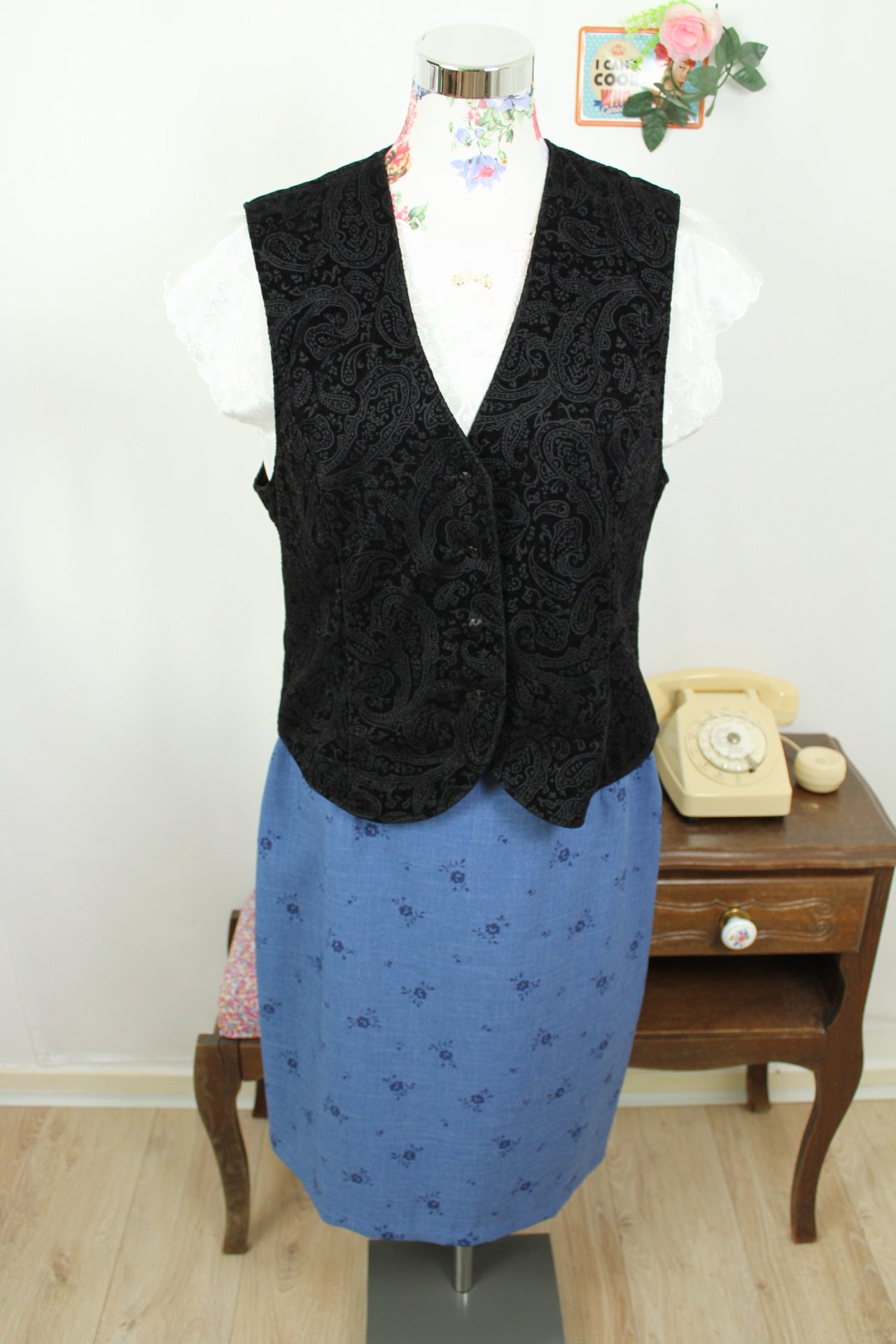 🌸🍒Jupe vintage 90's bleue imprimé fleuri dans les mêmes tons - made in France - Taille 42🍒🌸
