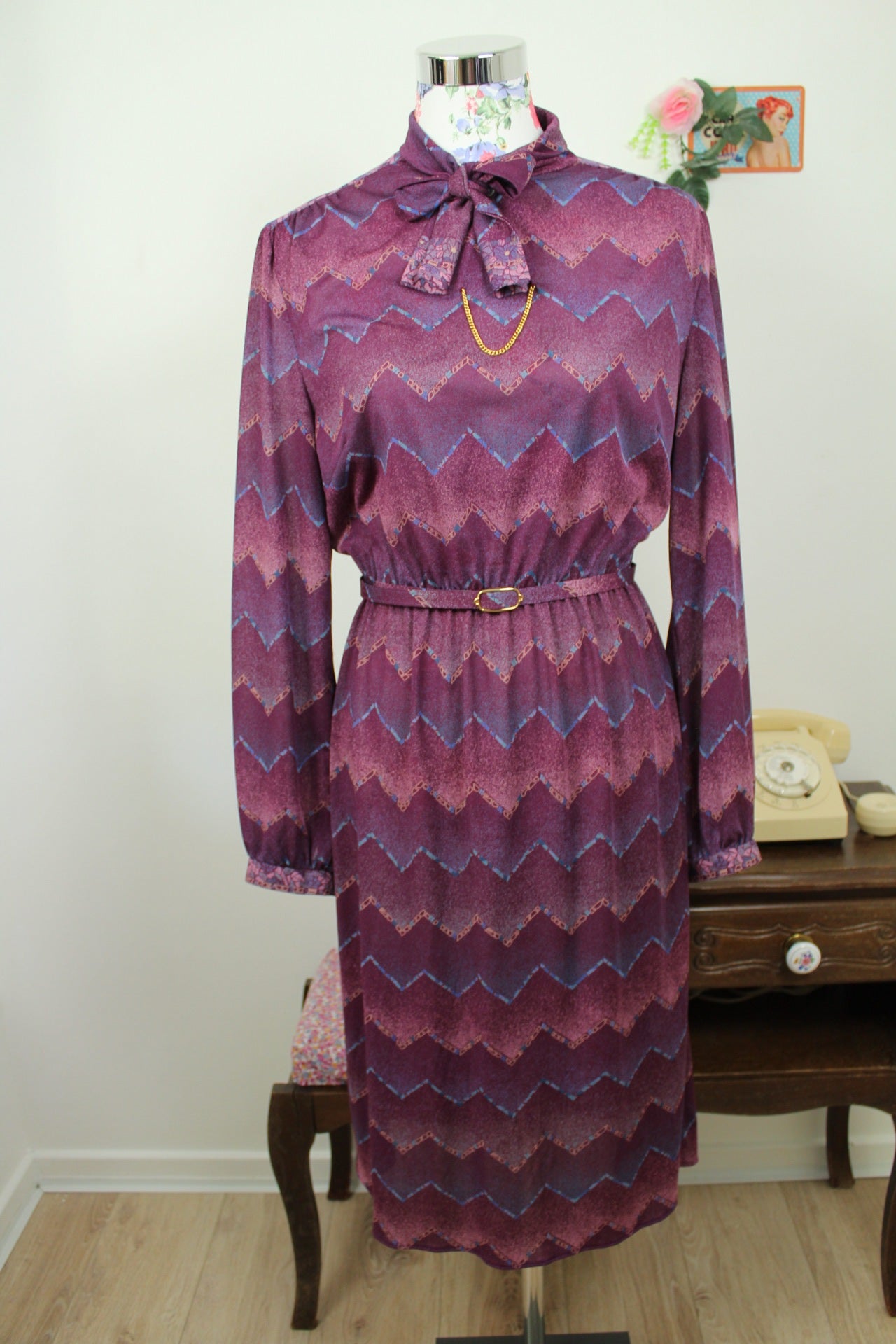 🌸🍒Robe vintage 70/80's violette zig zag preppy chic col lavallière - Taille 38/40🍒🌸
