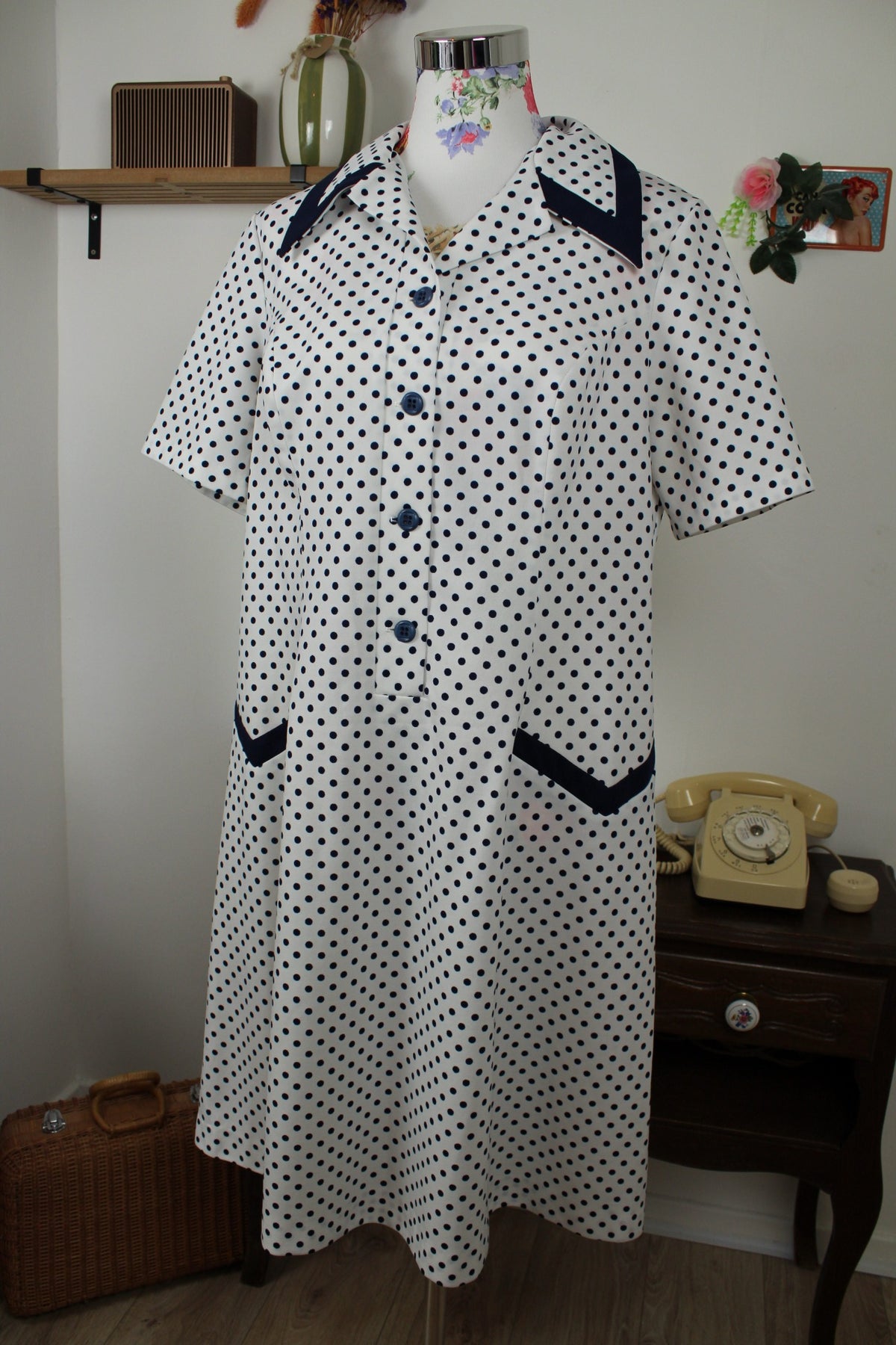 Robe vintage années 80 pin-up/rockabilly à pois marine - col chemise - Taille 40/42
