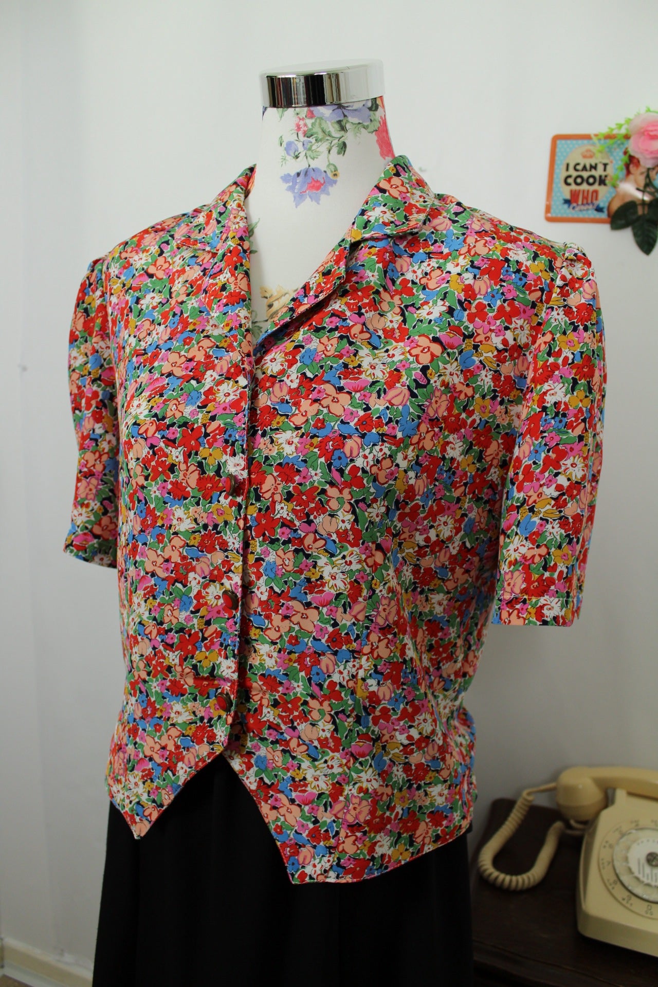 🍒🌸Chemise vintage 80's fleurie "Claire et Marie Paris" - made in France & boutons bijoux - Taille 38/40🌸🍒