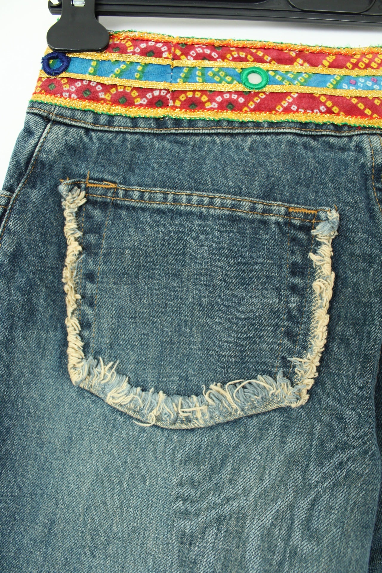 🍒🌸Pantacourt denim Kookaï 2000's/Y2k boho - brodé façon miroirs - Taille 38🌸🍒